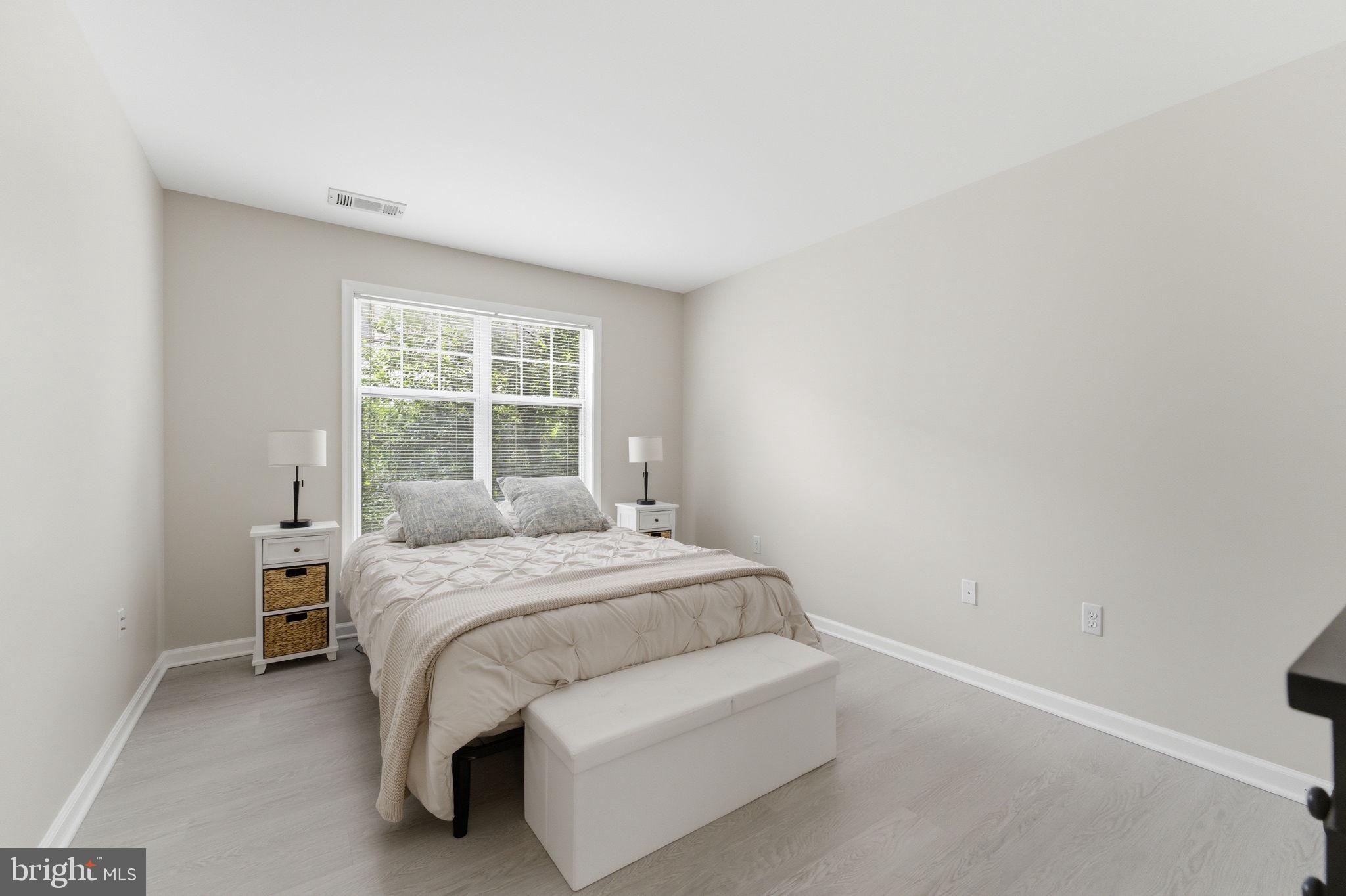 SAVOY PARK CONDOMINIUMS - Residential