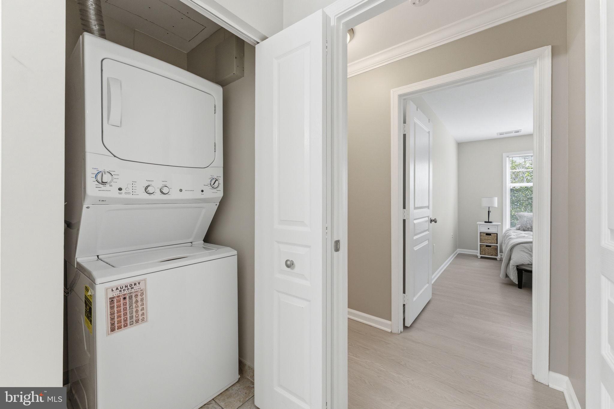 SAVOY PARK CONDOMINIUMS - Residential