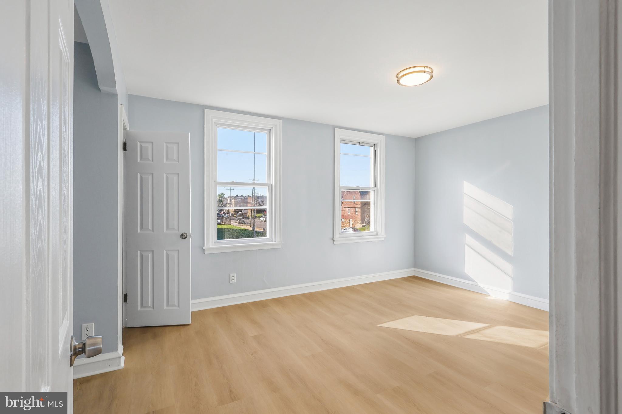 LAWNCREST - Residential