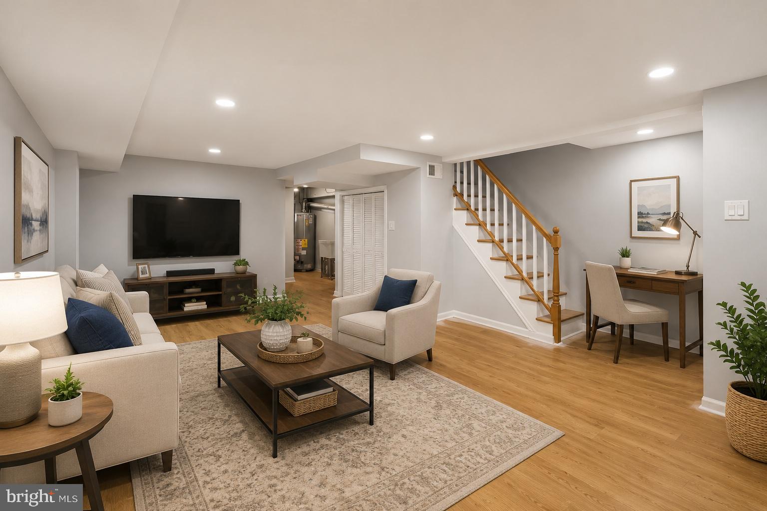 LAWNCREST - Residential