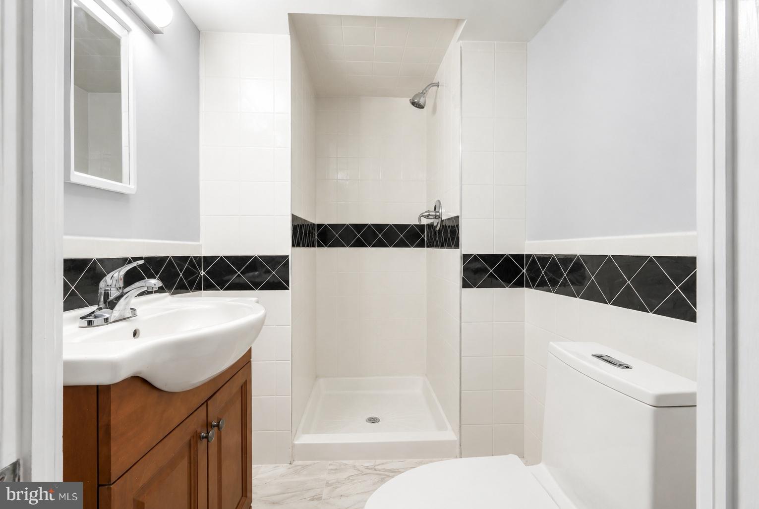 LAWNCREST - Residential