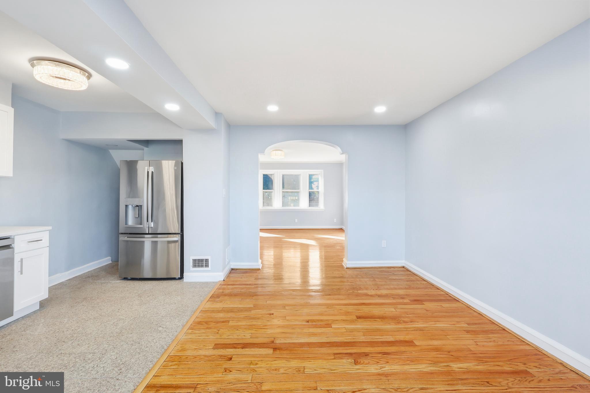 LAWNCREST - Residential