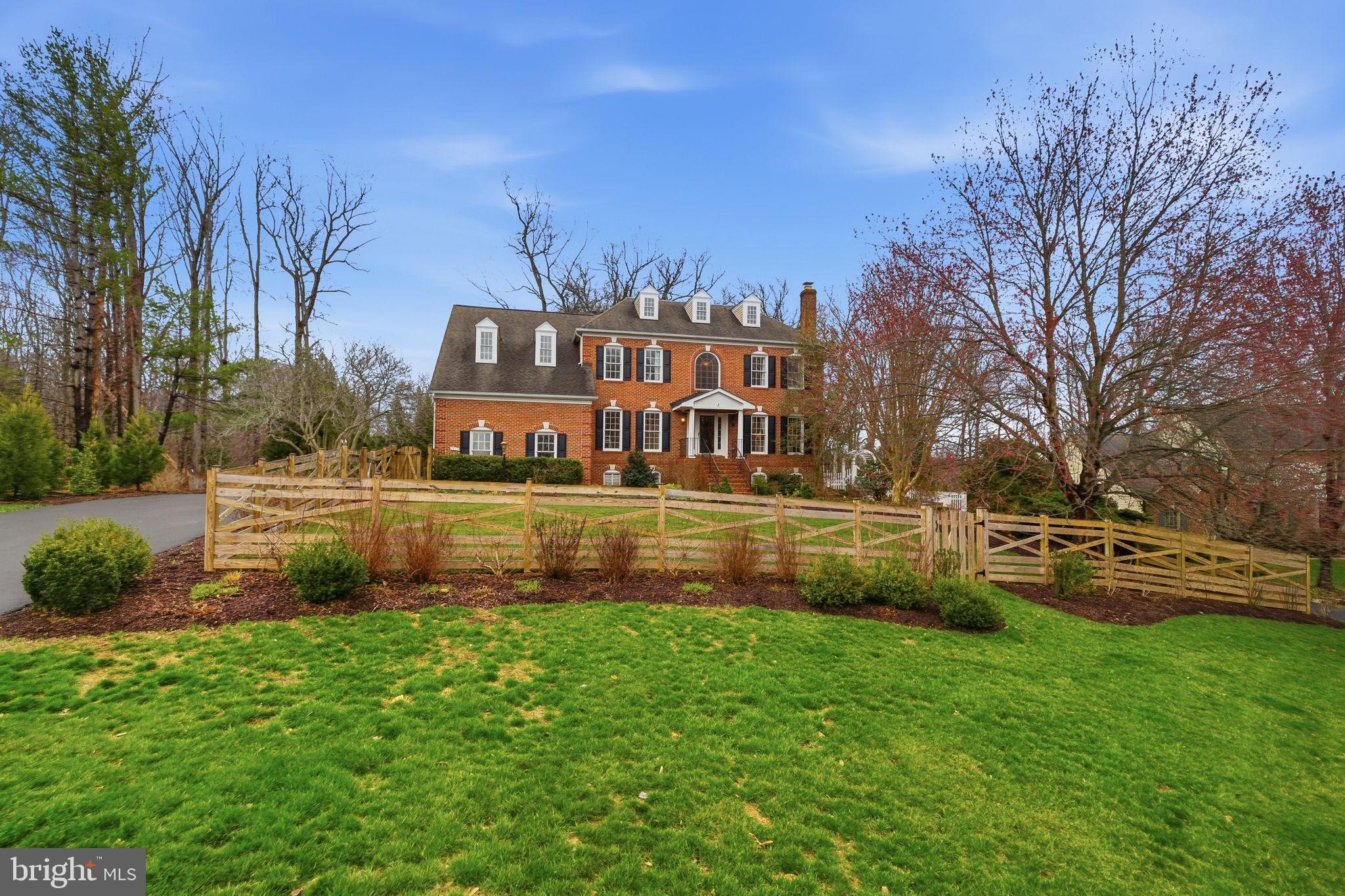 BROOKSIDE - Residential