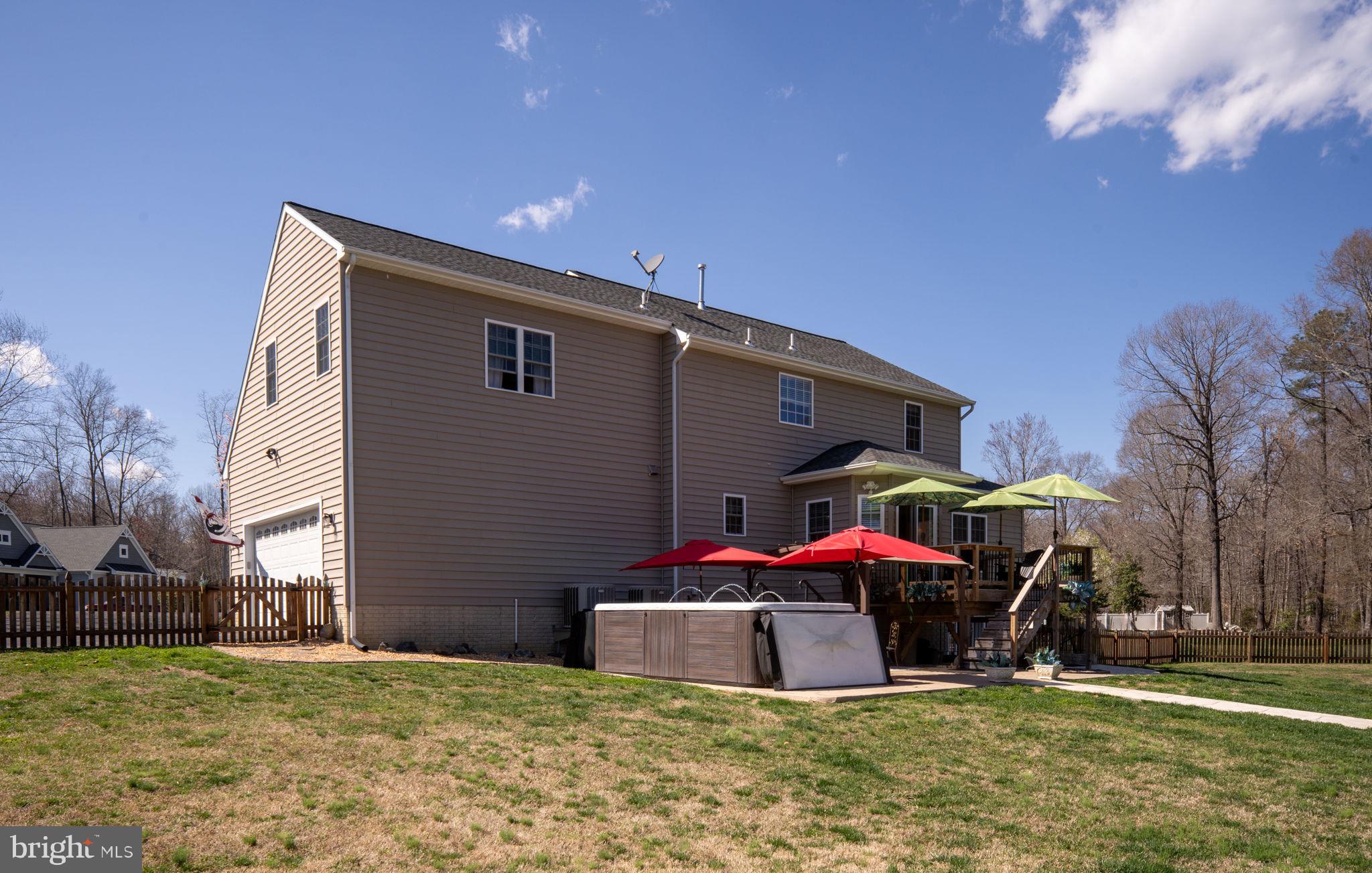 LANSDOWNE - Residential