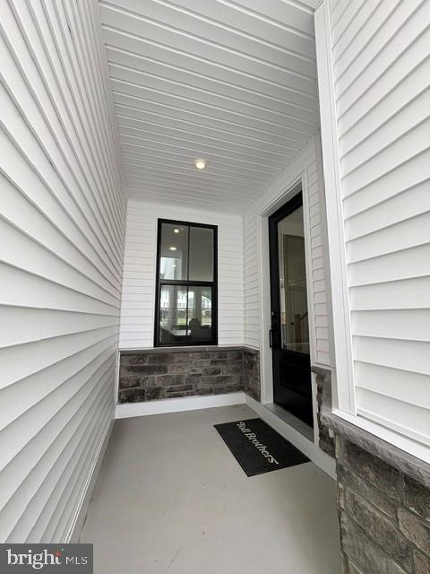 STONEMILL VILLAGE - Residential