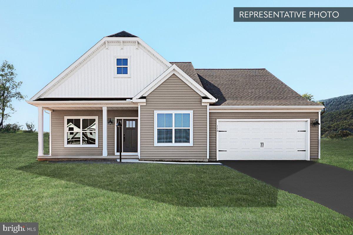 To Be Built — Selection Credit Up to $7,500 toward your Selection Gallery choices on select To Be Built Homes. Make the home yours with the finishes you love. Expires 6/30/2026. See Agent for details.

🌟Welcome to Your New Home, the Juliet! This delightful 3-bedroom, 2-bathroom 1-story home features an open and spacious floor plan. The foyer welcomes you with a functional flex room, customizable to your needs. The family room connects seamlessly to the kitchen and breakfast area, creating a central gathering space. The owner's suite offers a walk-in closet and private bath for a tranquil retreat. Two additional bedrooms, a bathroom, and a laundry room provide convenience. With an unfinished basement, customize your living space to suit your preferences. Rest easy with a 10-YEAR WARRANTY included. Don't miss this opportunity!🏠

📢This listing represents a base home plan that can be built in this community. The listed price reflects the base price only and does not include optional upgrades, lot premiums, or additional features, which may be available at an additional cost. Pricing, features, and availability are subject to change without notice.🚧

📸 Photos are of a similar model and may display upgrades not included in the listed price.