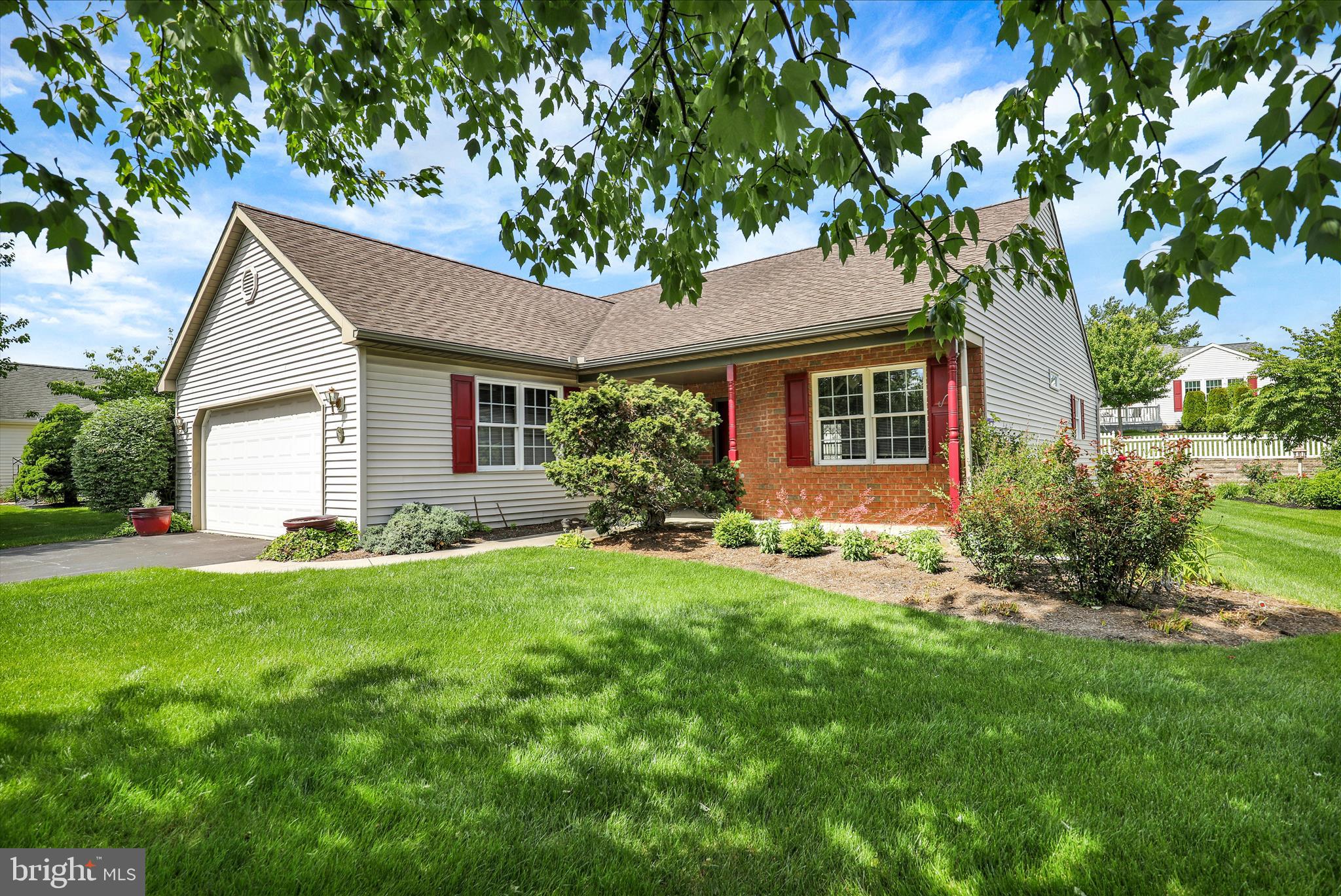 ARBOR GATE - Residential