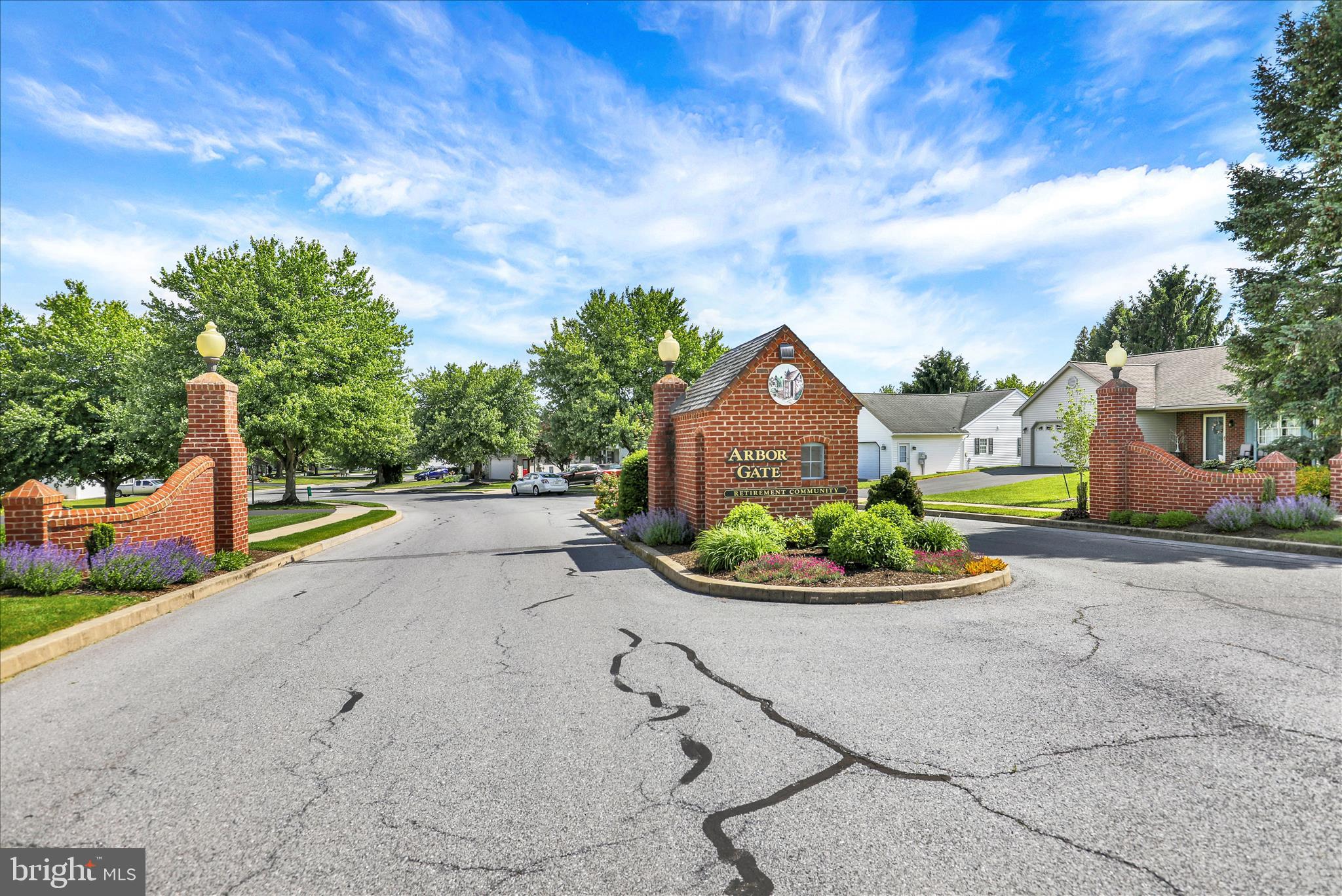 ARBOR GATE - Residential