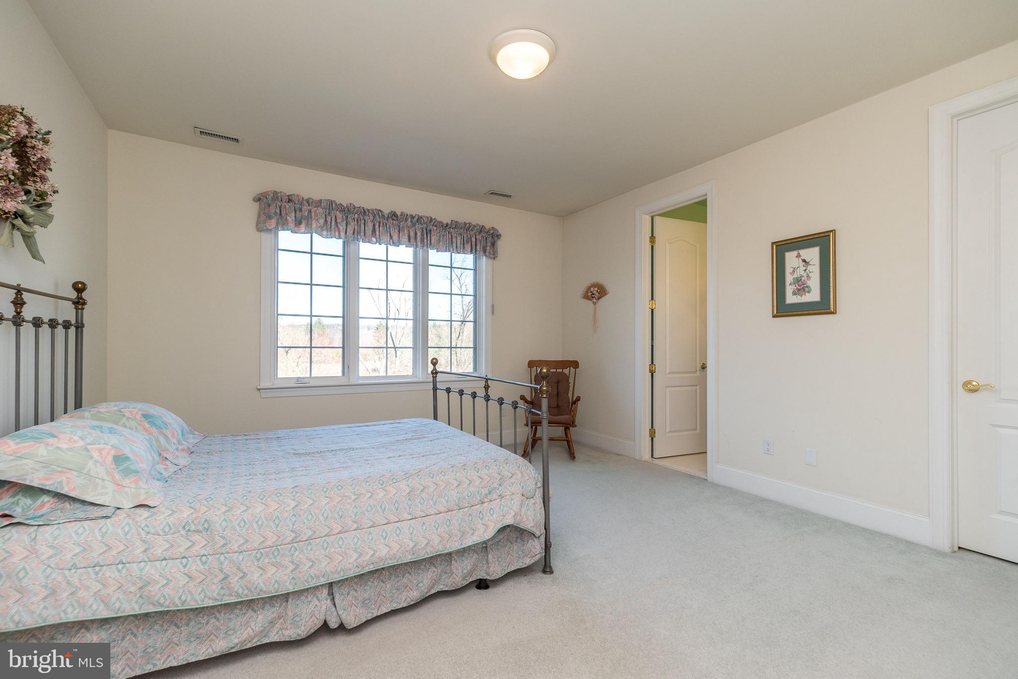 AVALLON AT MOYERS - Residential