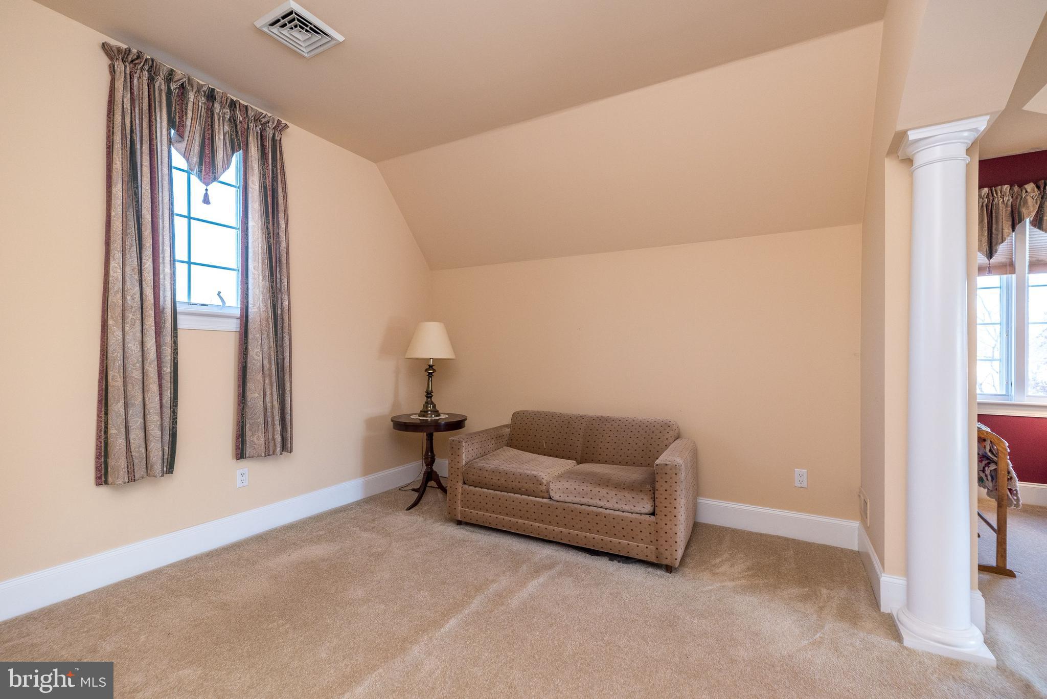 AVALLON AT MOYERS - Residential