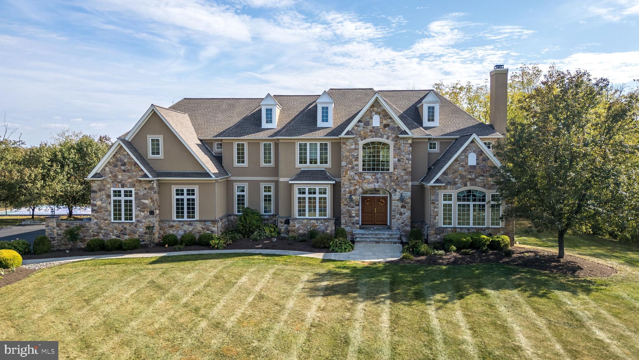 AVALLON AT MOYERS - Residential