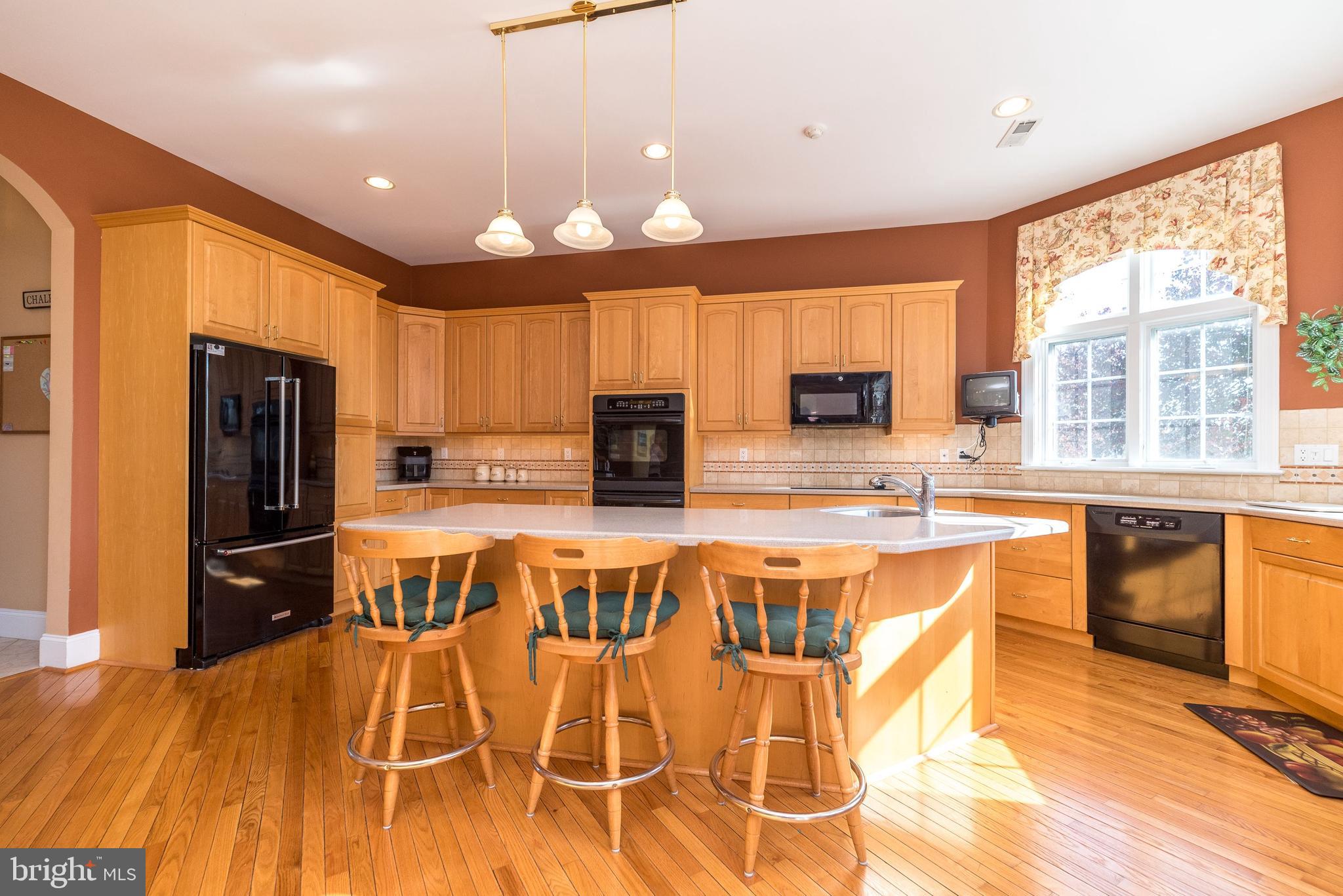 AVALLON AT MOYERS - Residential