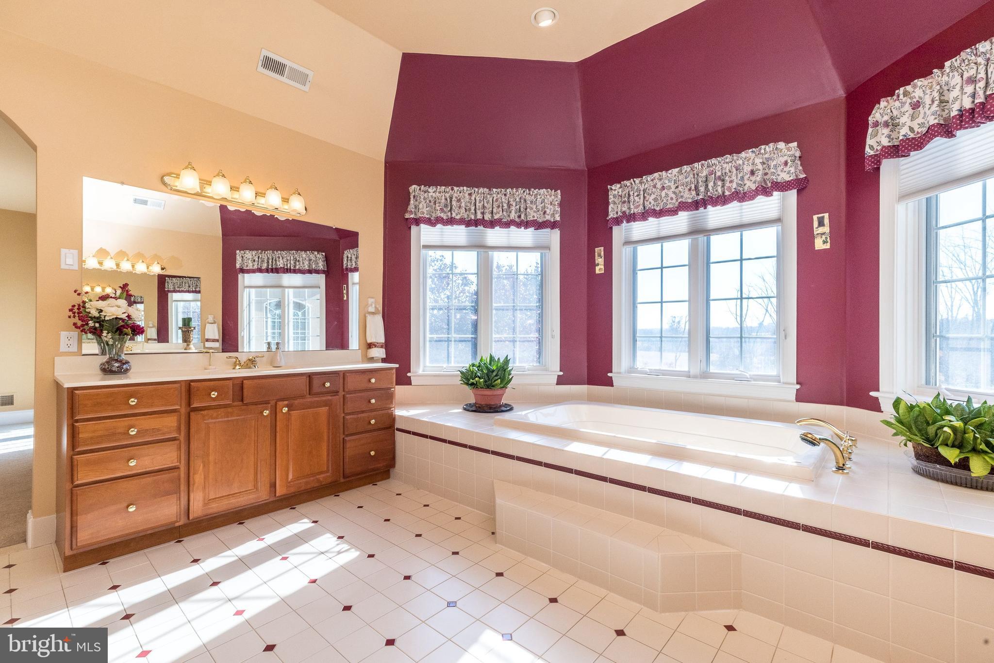 AVALLON AT MOYERS - Residential