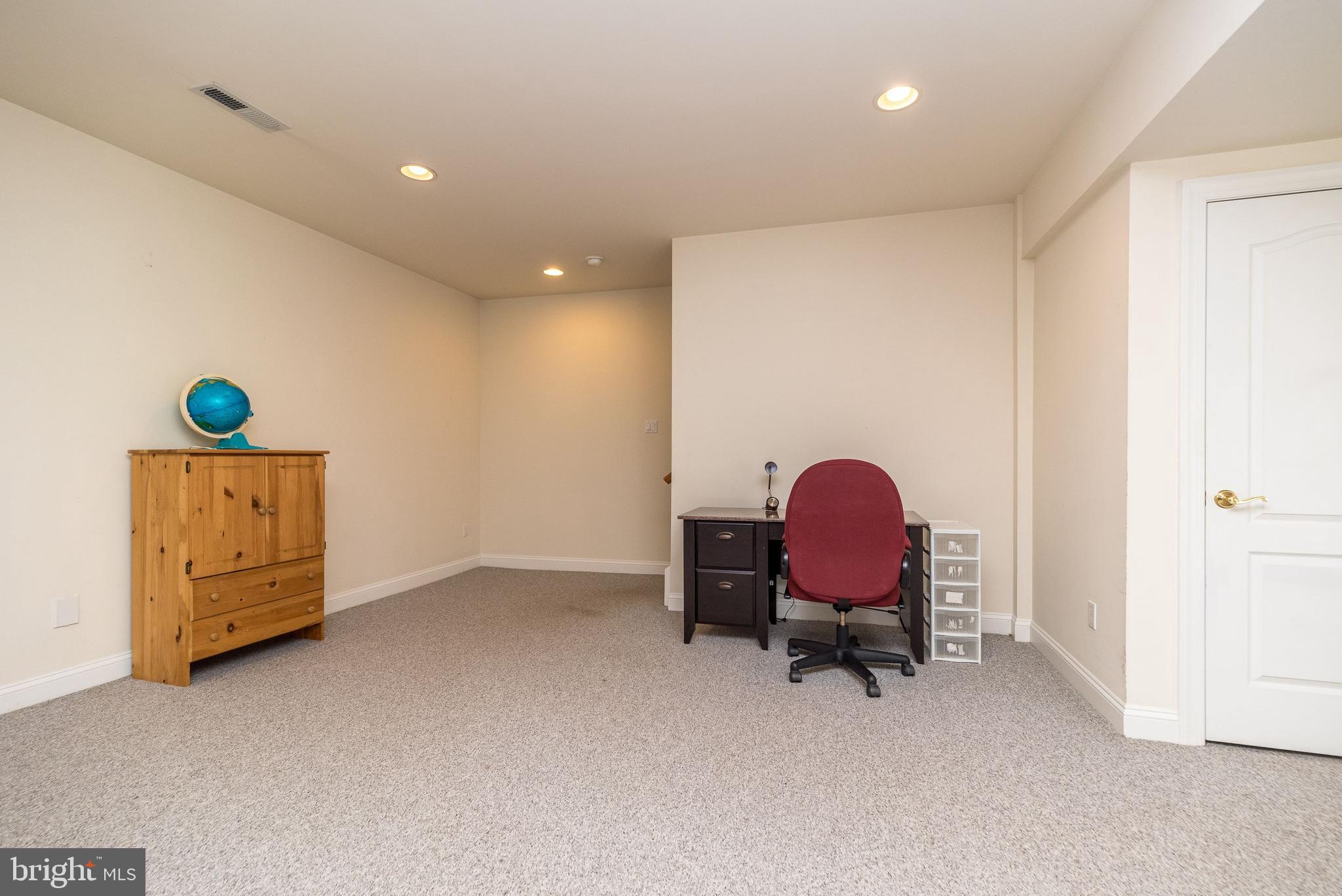 AVALLON AT MOYERS - Residential