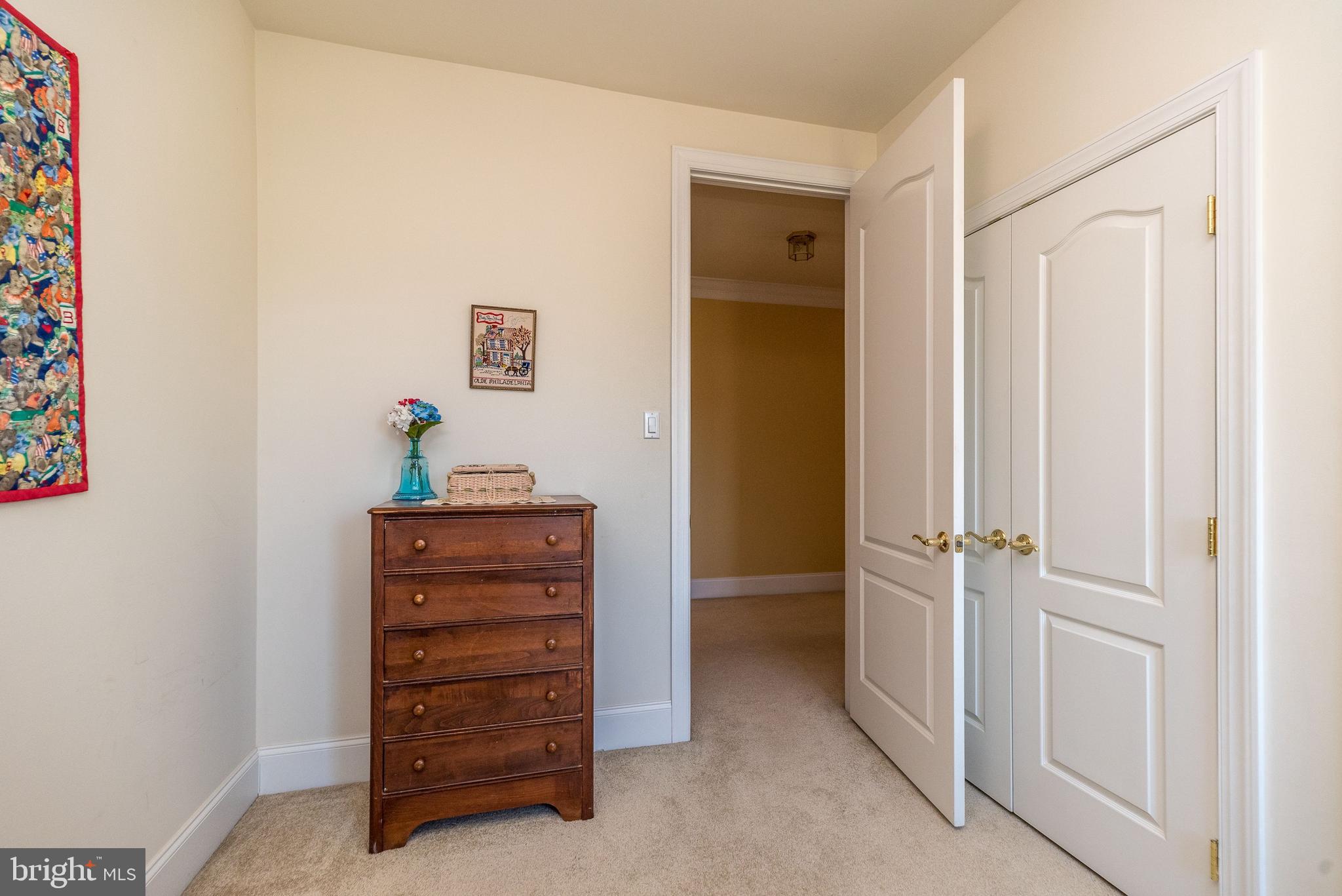AVALLON AT MOYERS - Residential