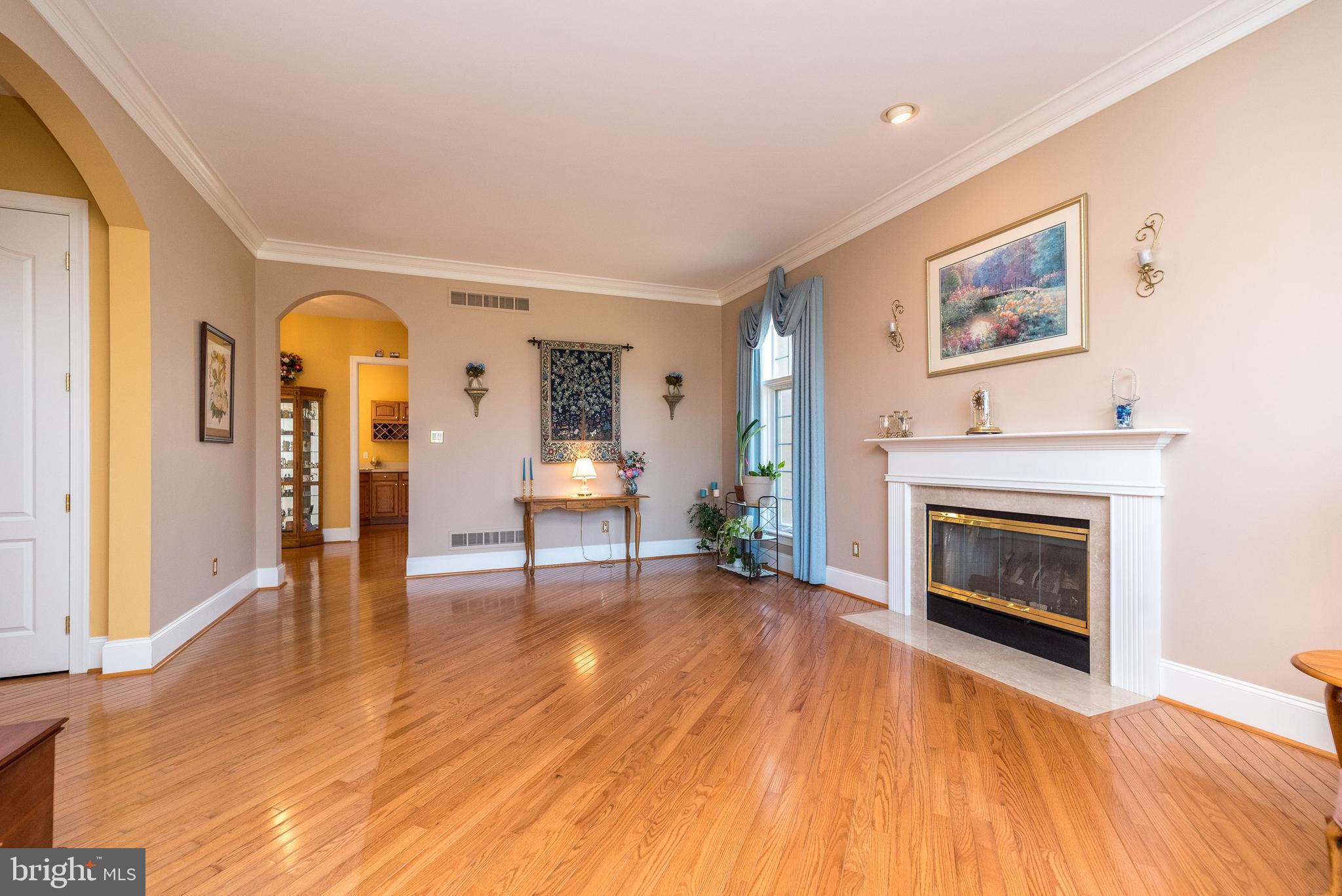 AVALLON AT MOYERS - Residential