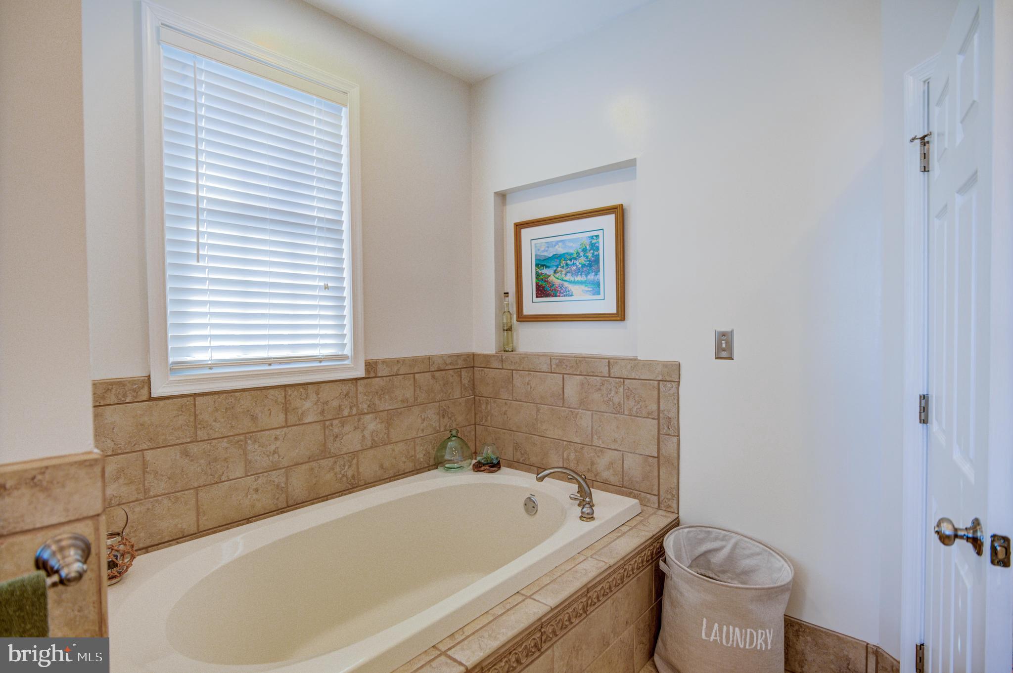 OCEAN PINES - THE POINT - Residential