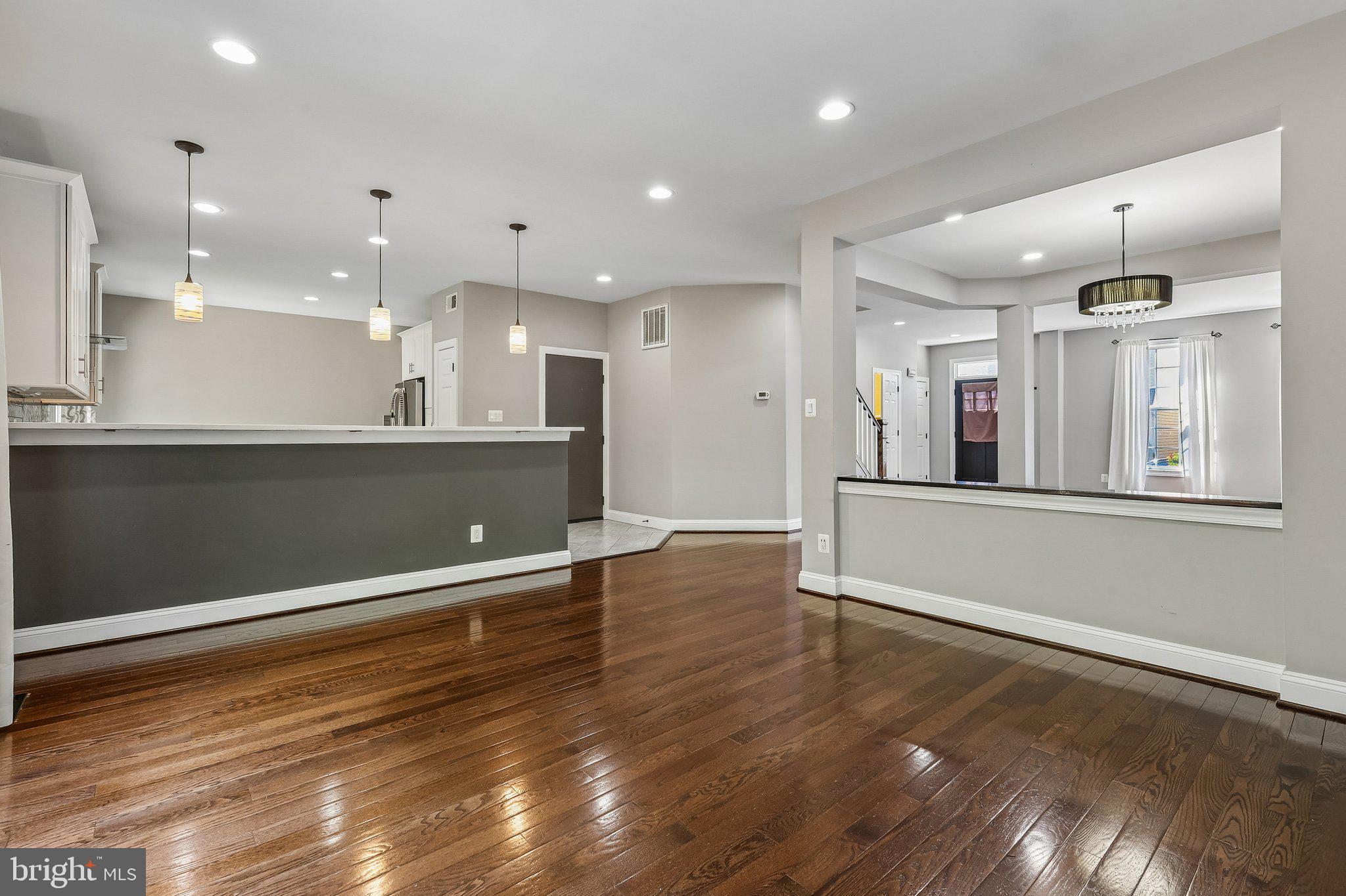 CENTRE RIDGE - Residential