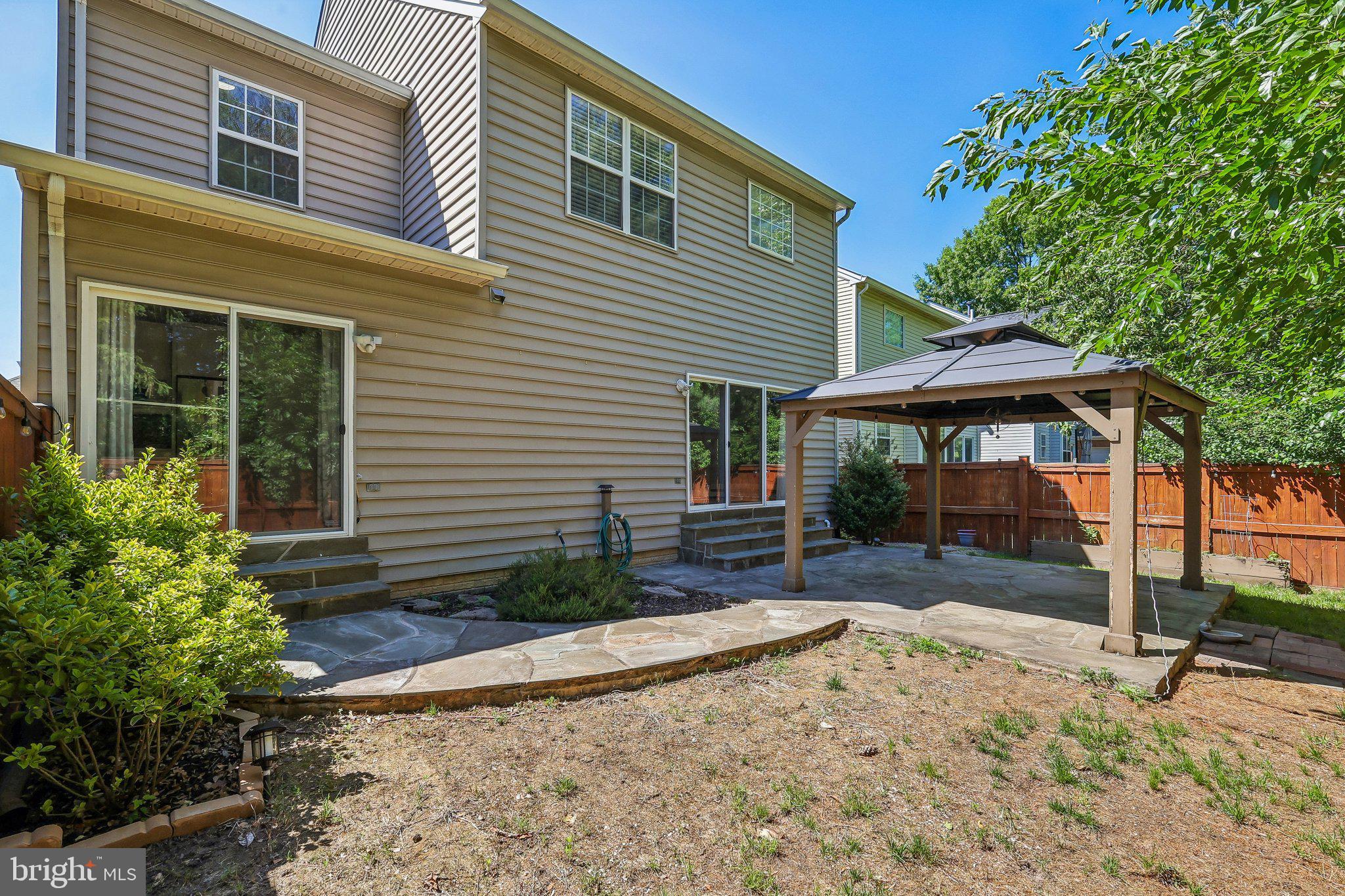 CENTRE RIDGE - Residential