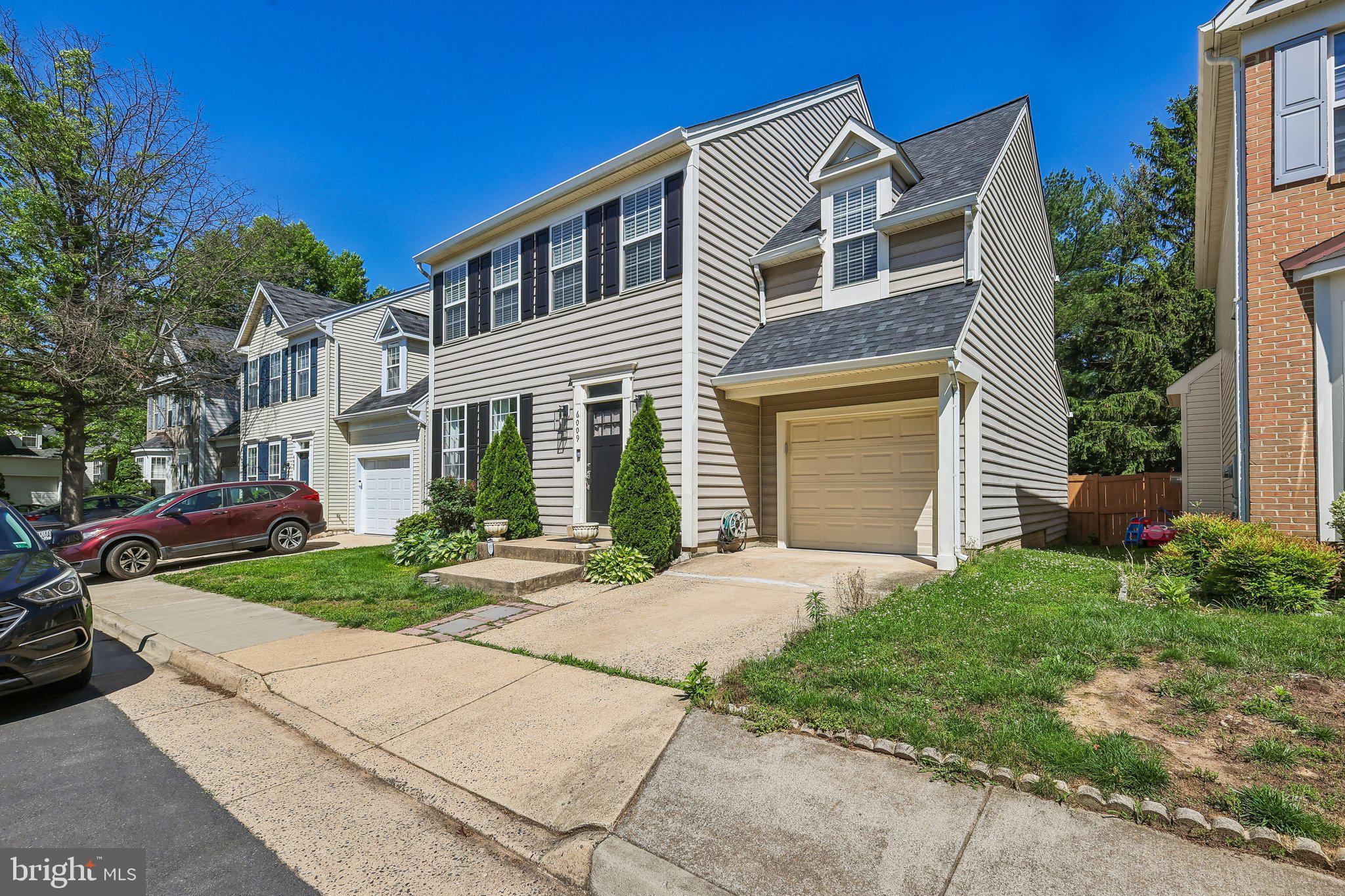 CENTRE RIDGE - Residential