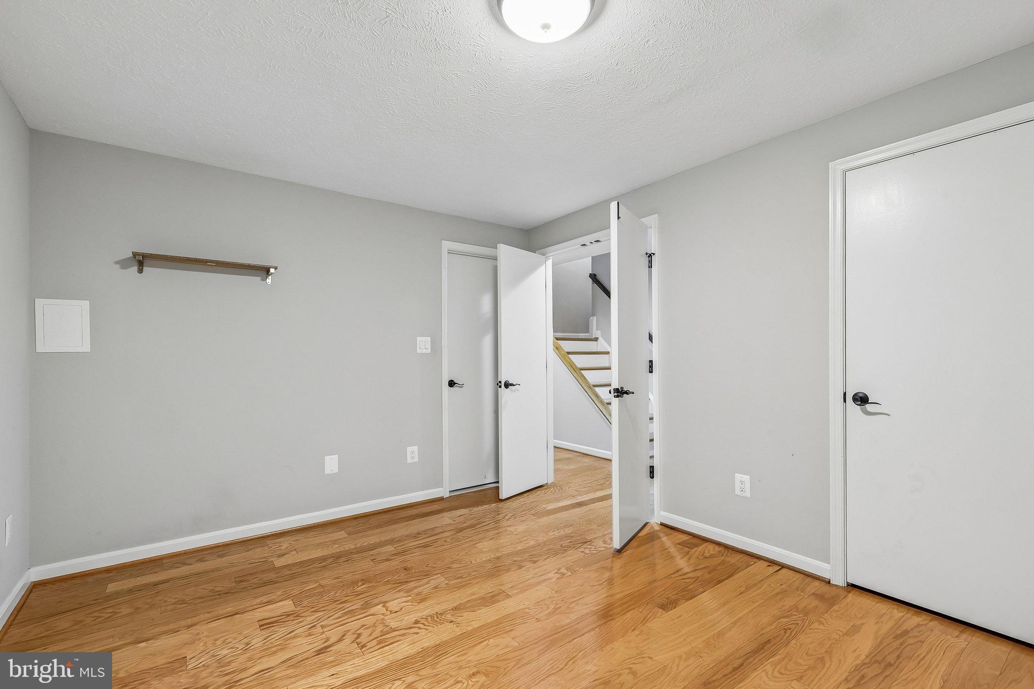 CENTRE RIDGE - Residential