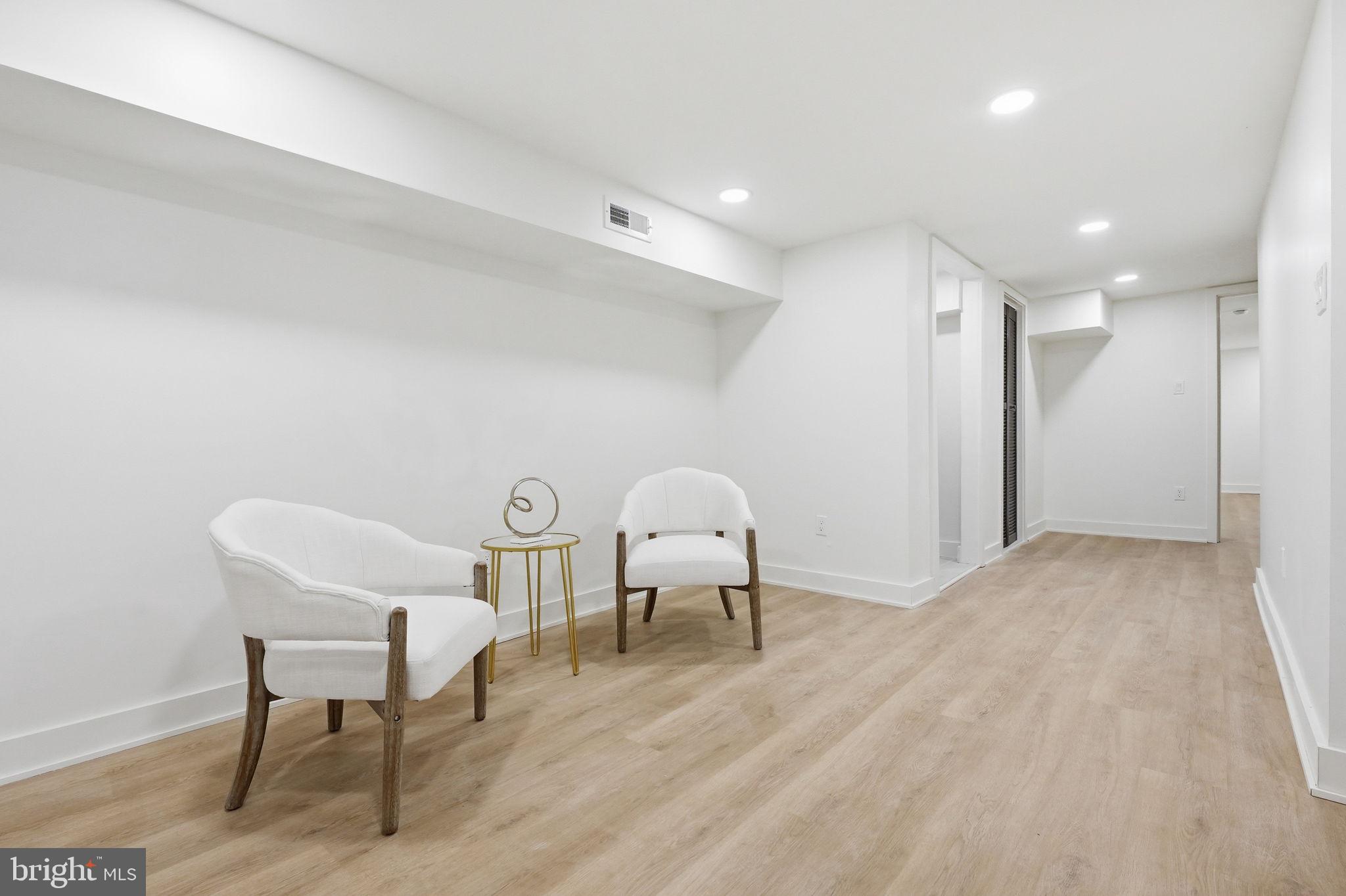 COBBS CREEK - Residential
