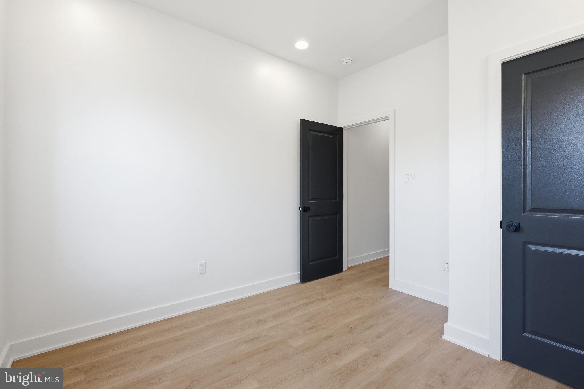 COBBS CREEK - Residential