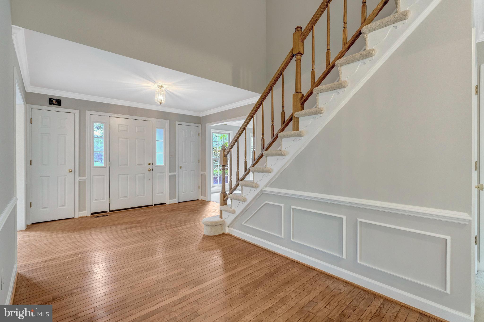 FAIRFAX HUNT - Residential