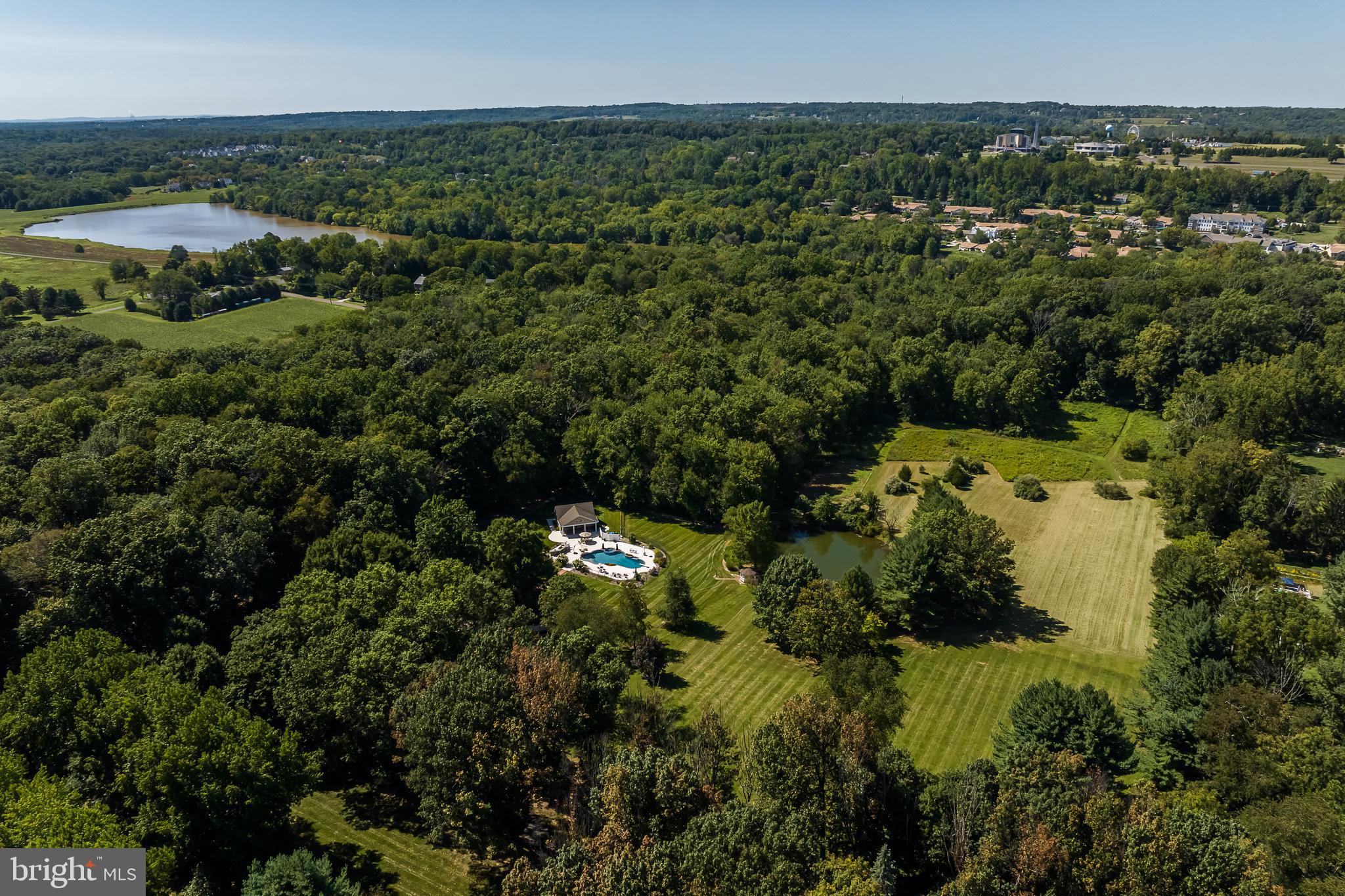 DOYLESTOWN - Residential
