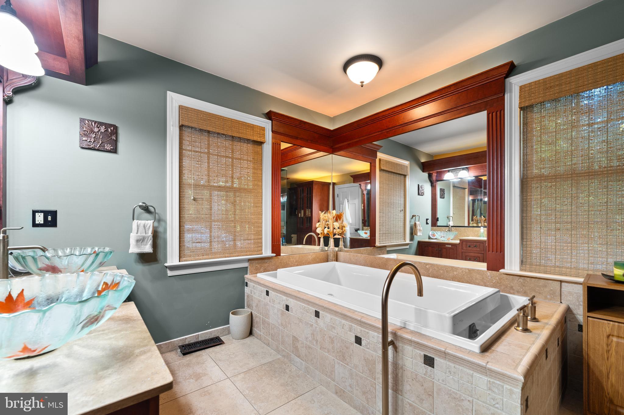 DOYLESTOWN - Residential