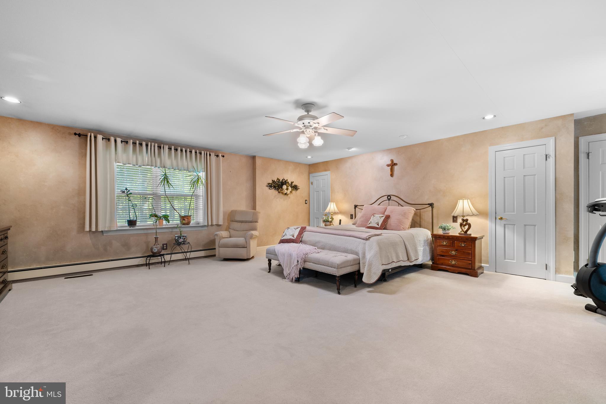 DOYLESTOWN - Residential