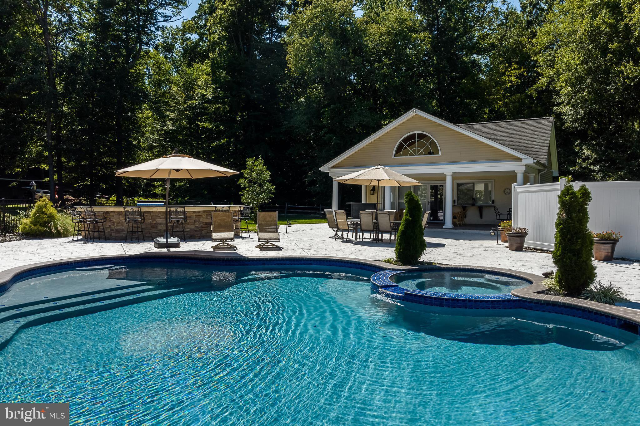 DOYLESTOWN - Residential