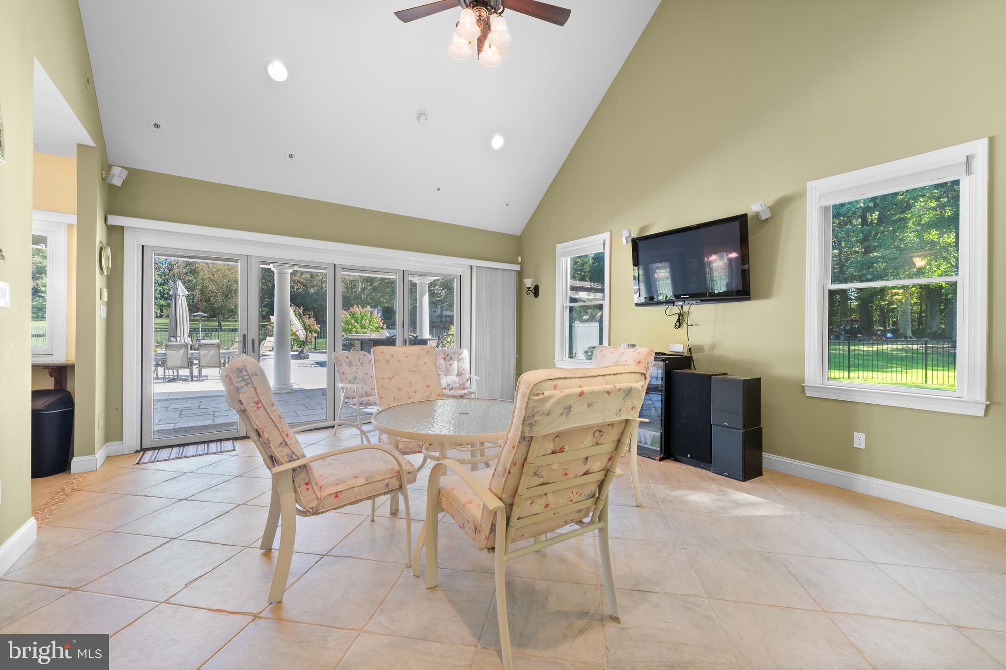 DOYLESTOWN - Residential
