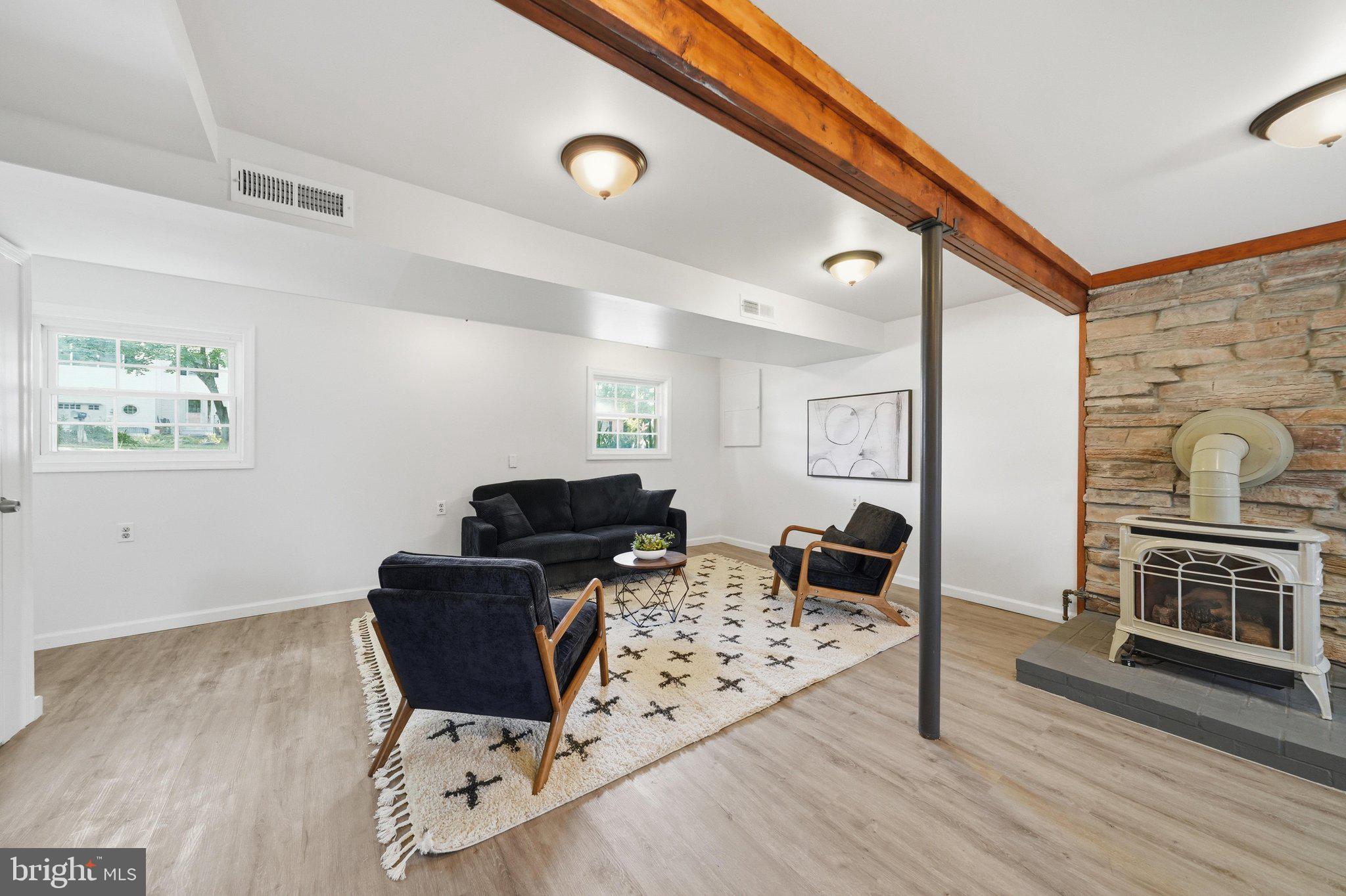 HILLTOP - Residential