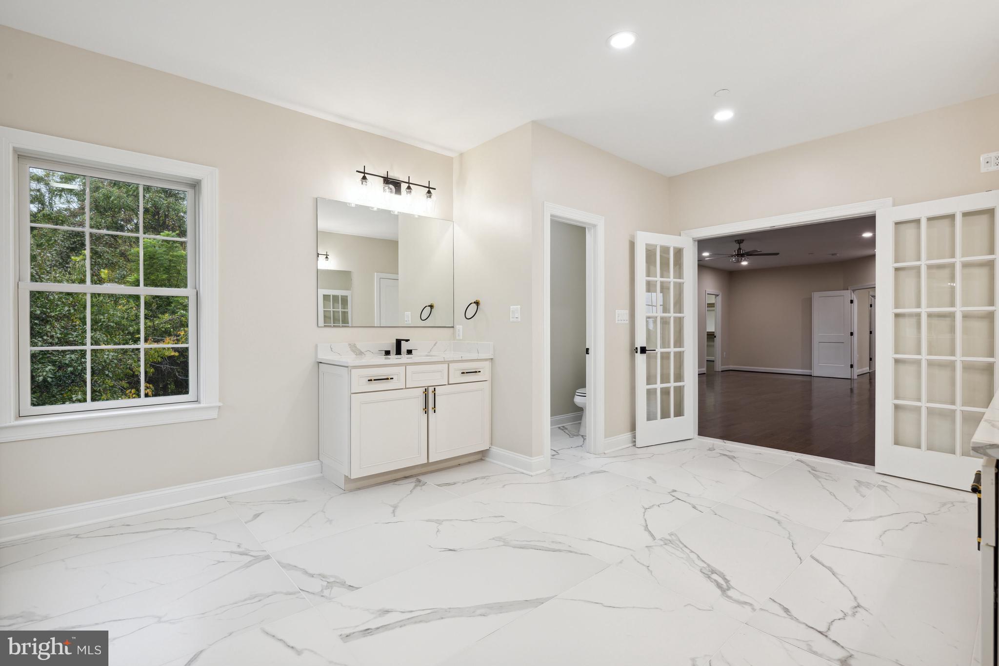COUNTY VIEW - Residential