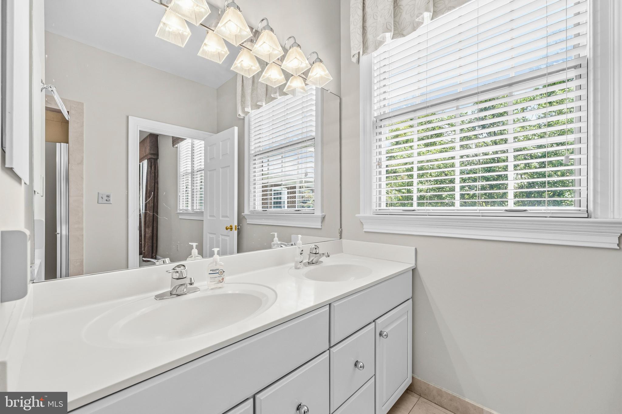 MEADOWBRANCH MEWS - Residential