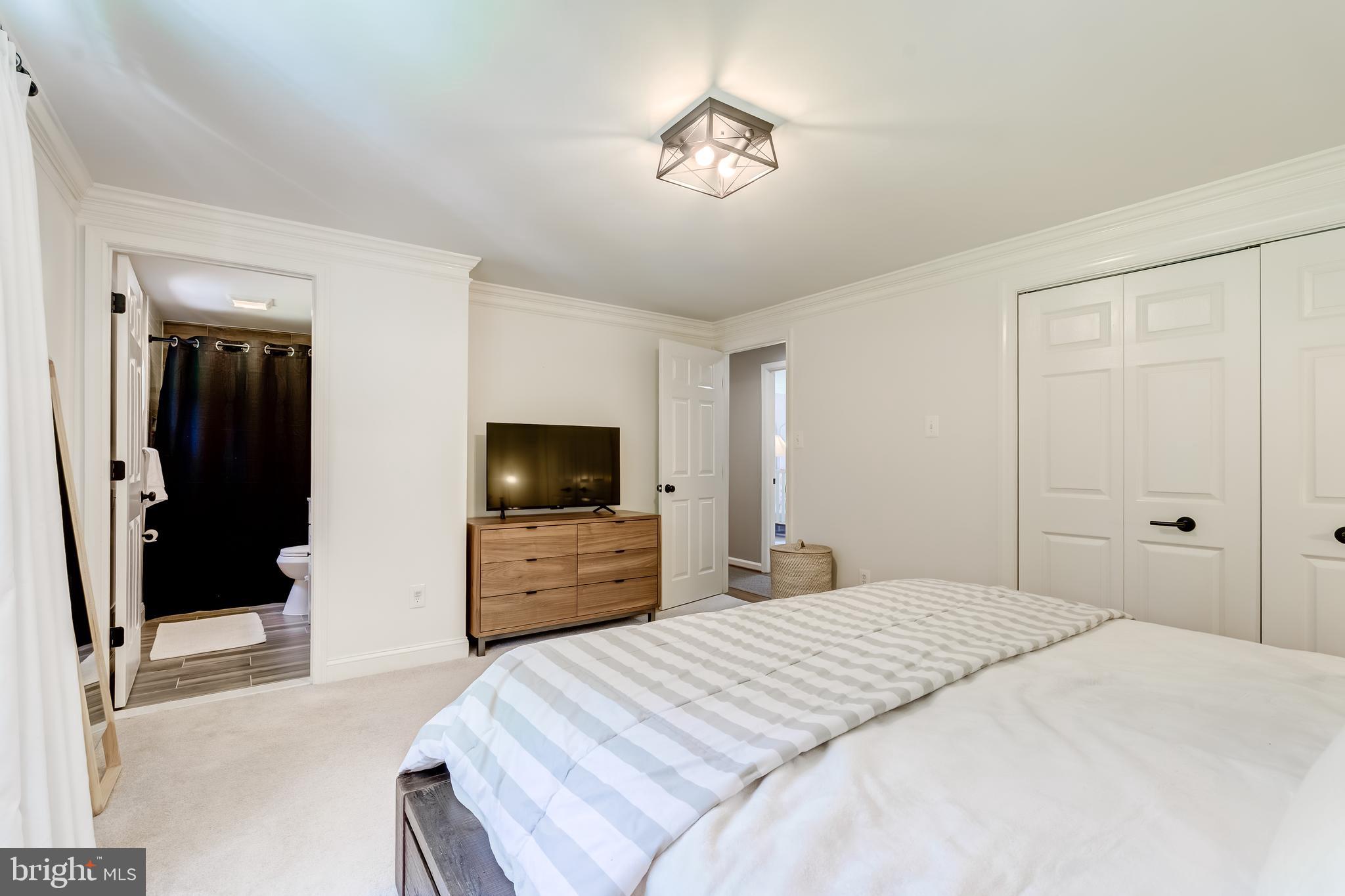 BRENTWOOD - Residential