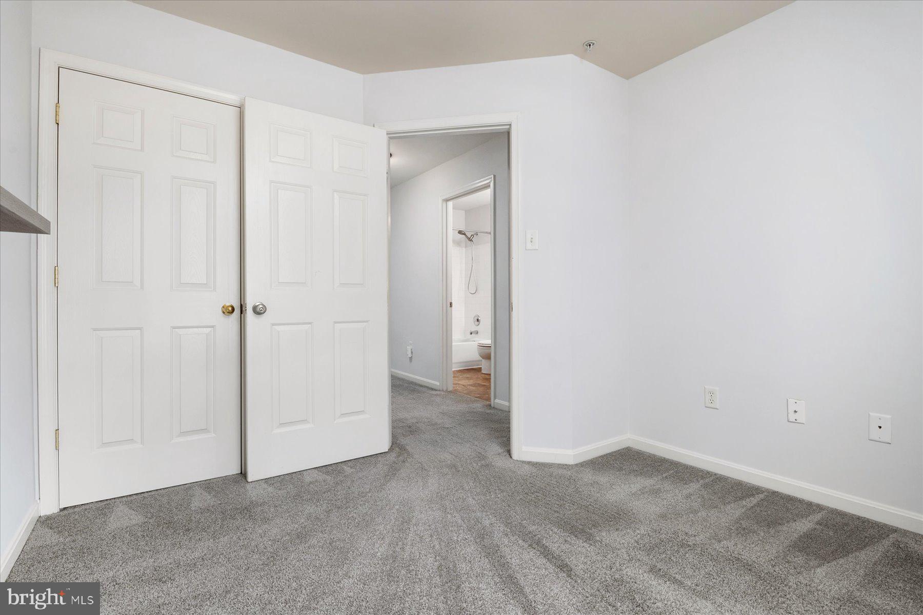 PINEY ORCHARD - Residential