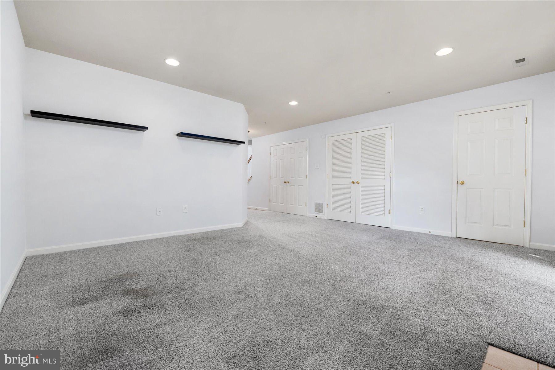 PINEY ORCHARD - Residential