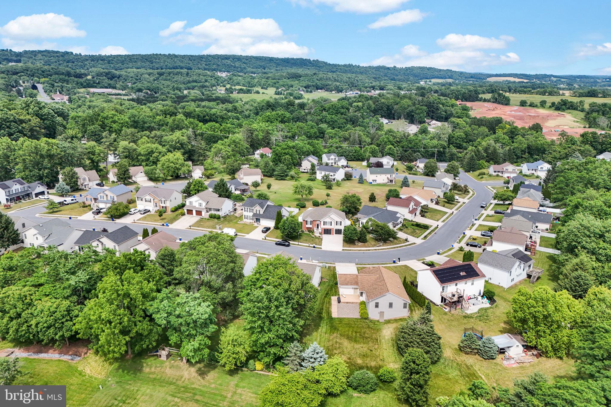 CLOVER CROSSING - Residential
