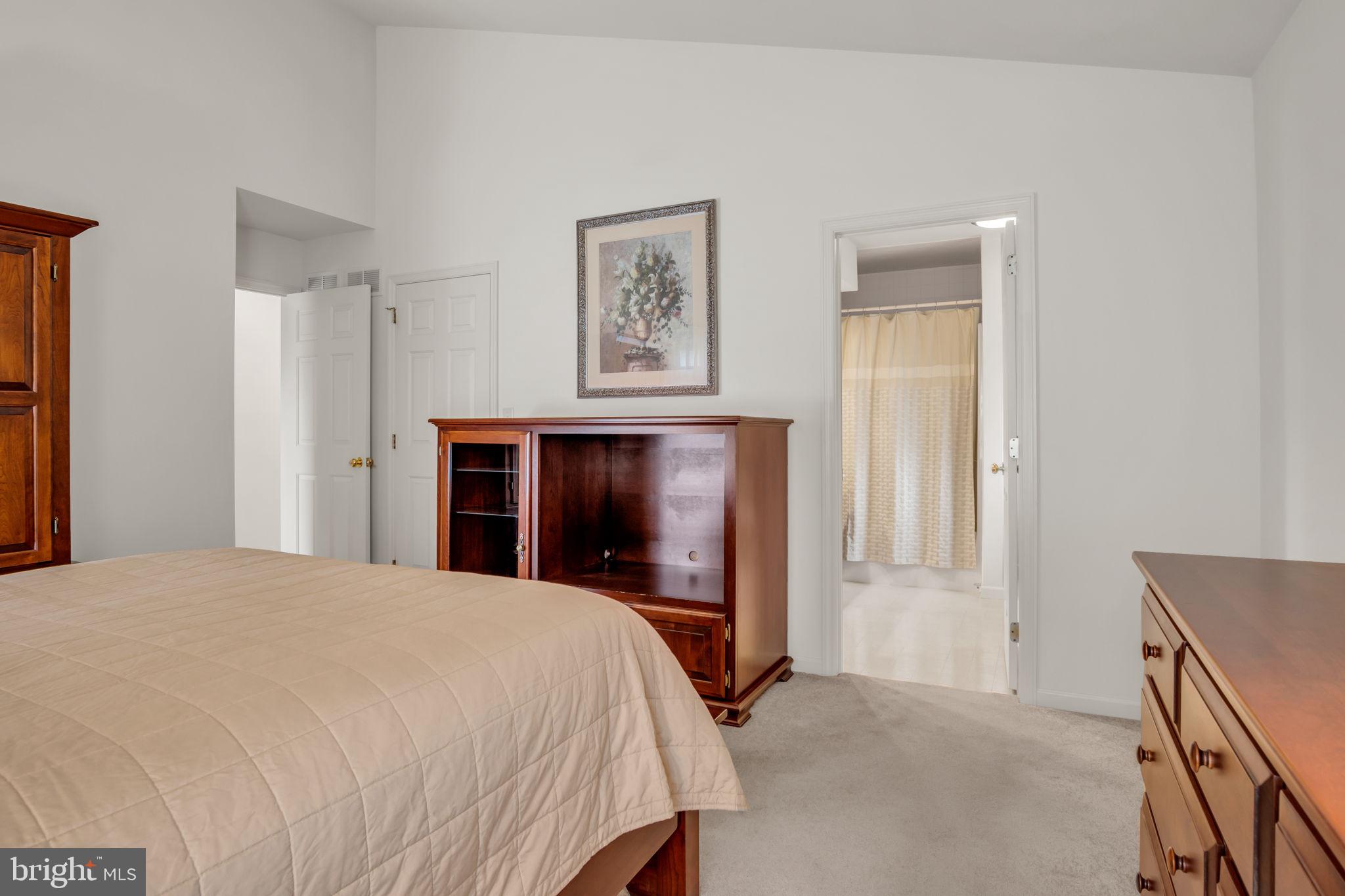 CLOVER CROSSING - Residential