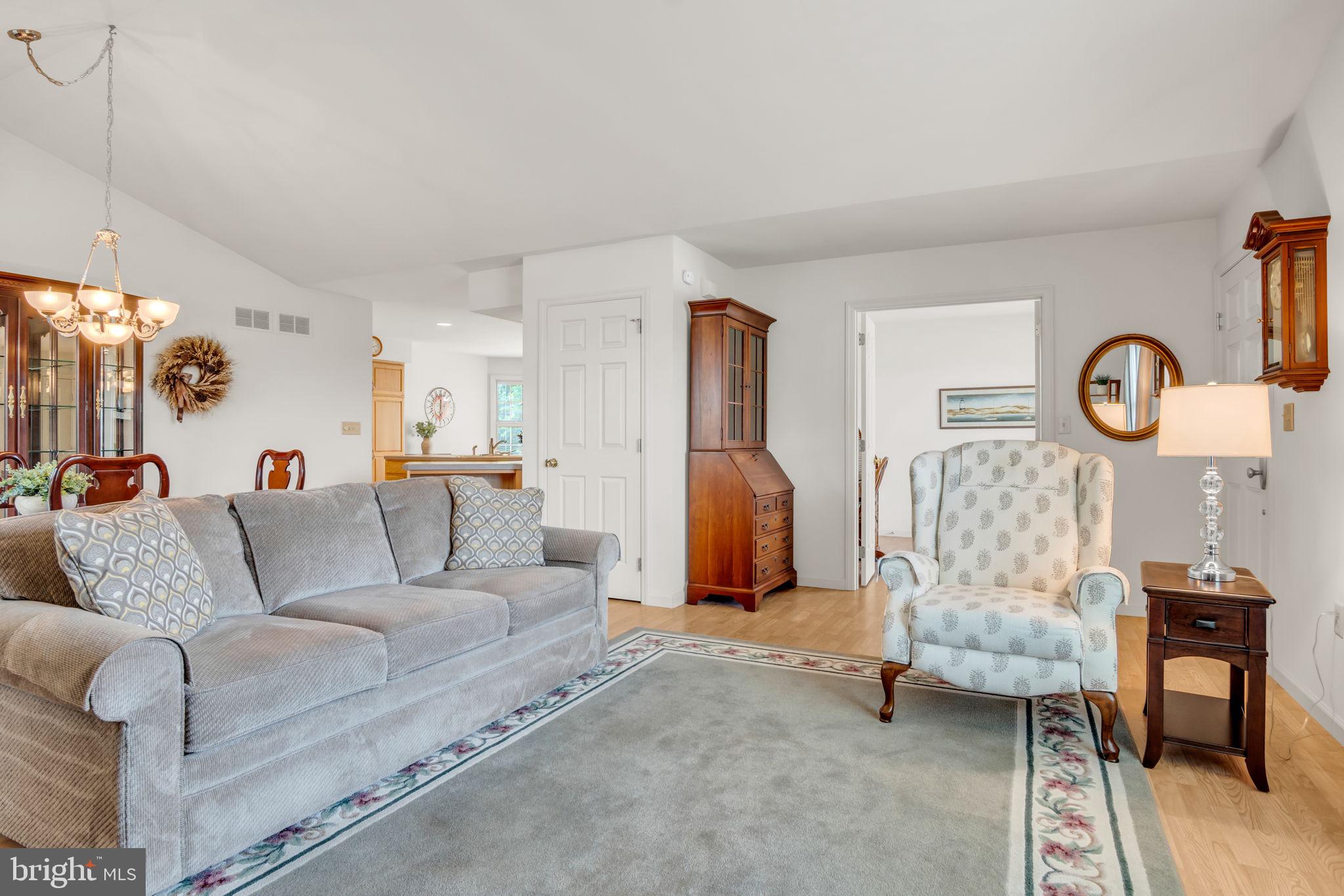CLOVER CROSSING - Residential