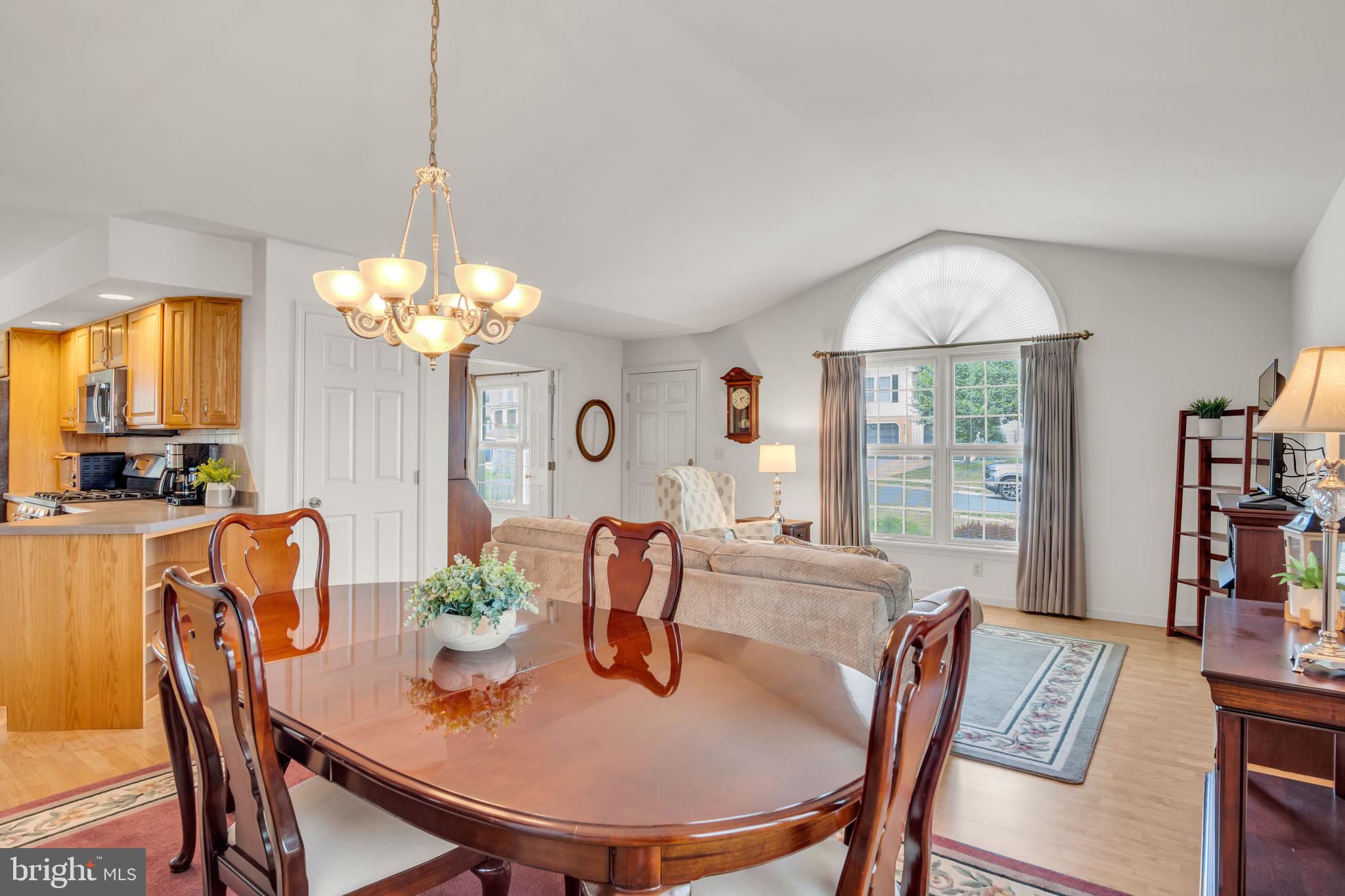 CLOVER CROSSING - Residential