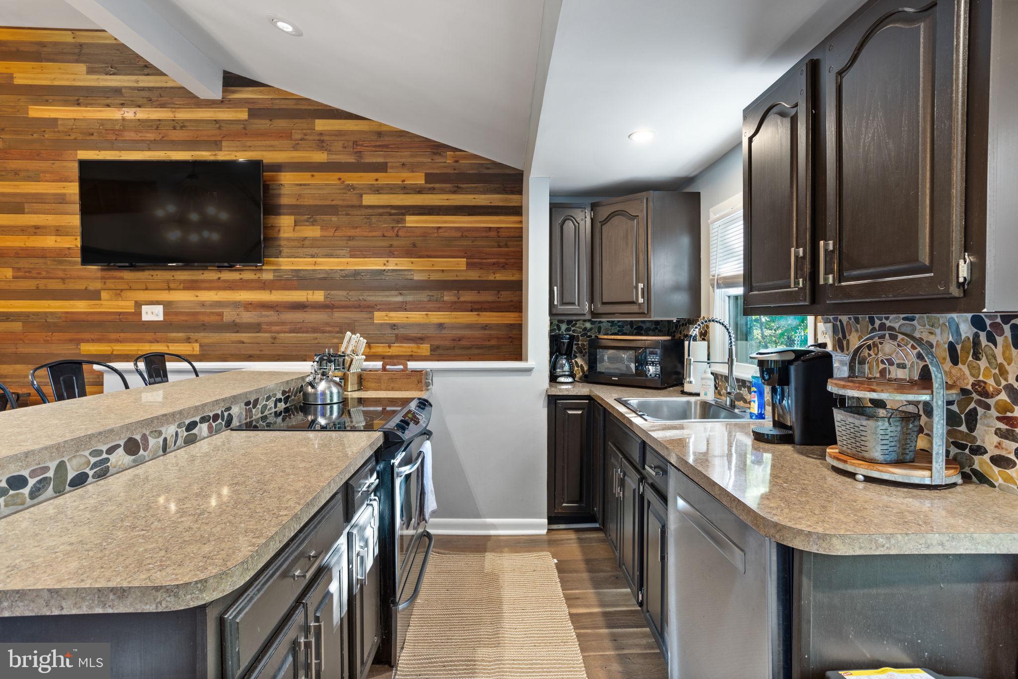 LAKE HARMONY ESTATES - Residential