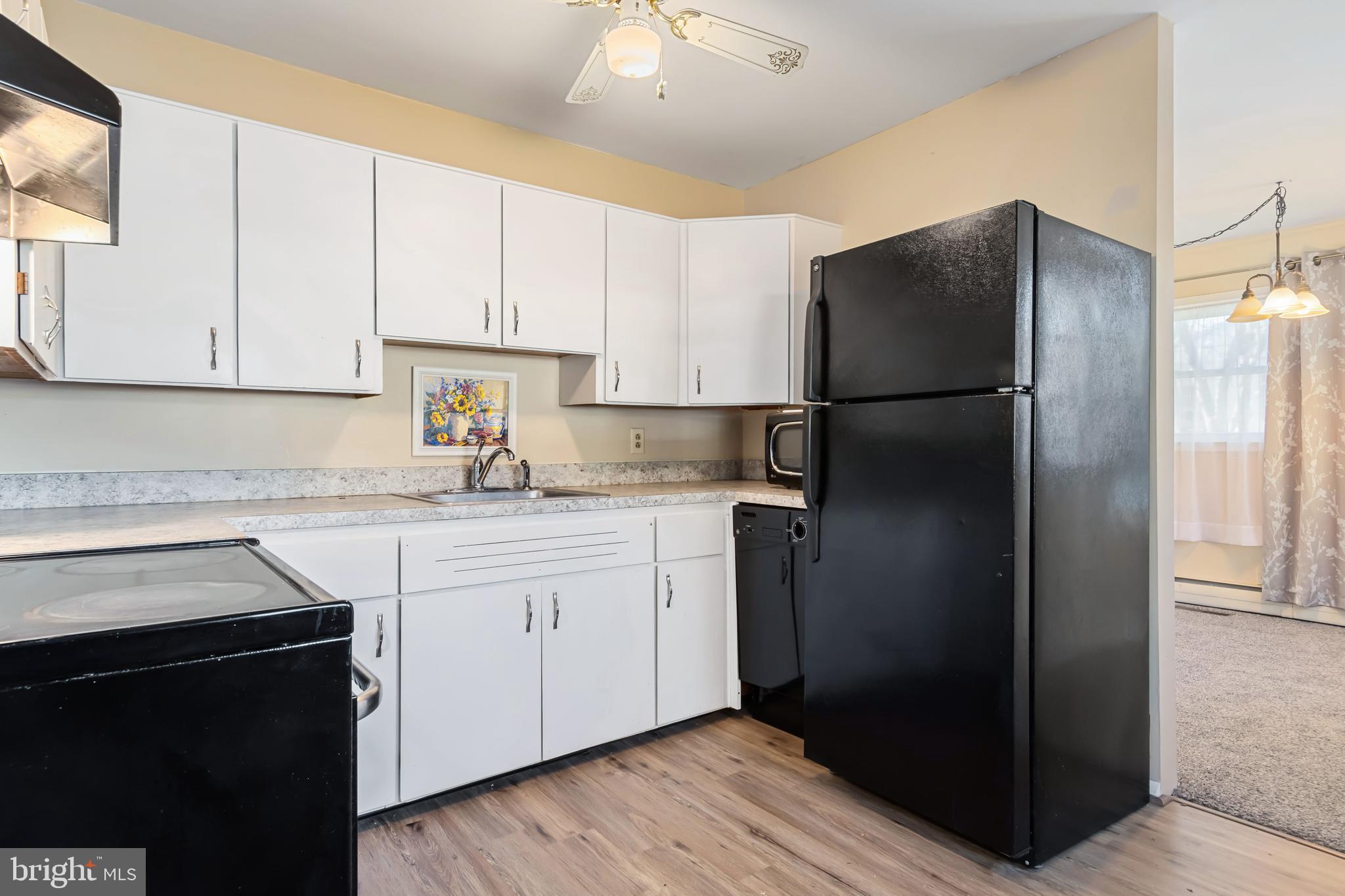 COLLEGE HEIGHTS - Residential