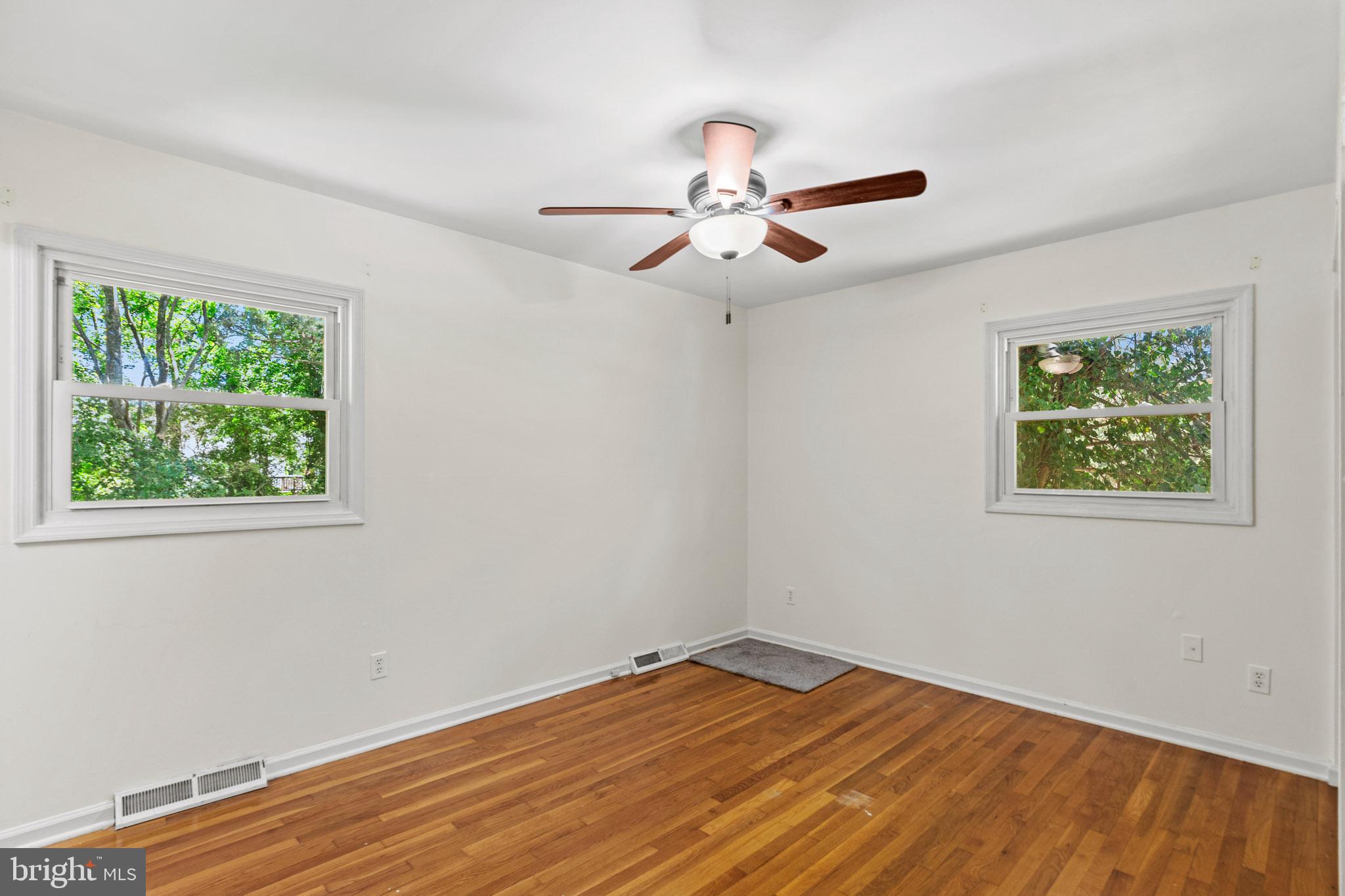 ESSEX SOUTH - Residential