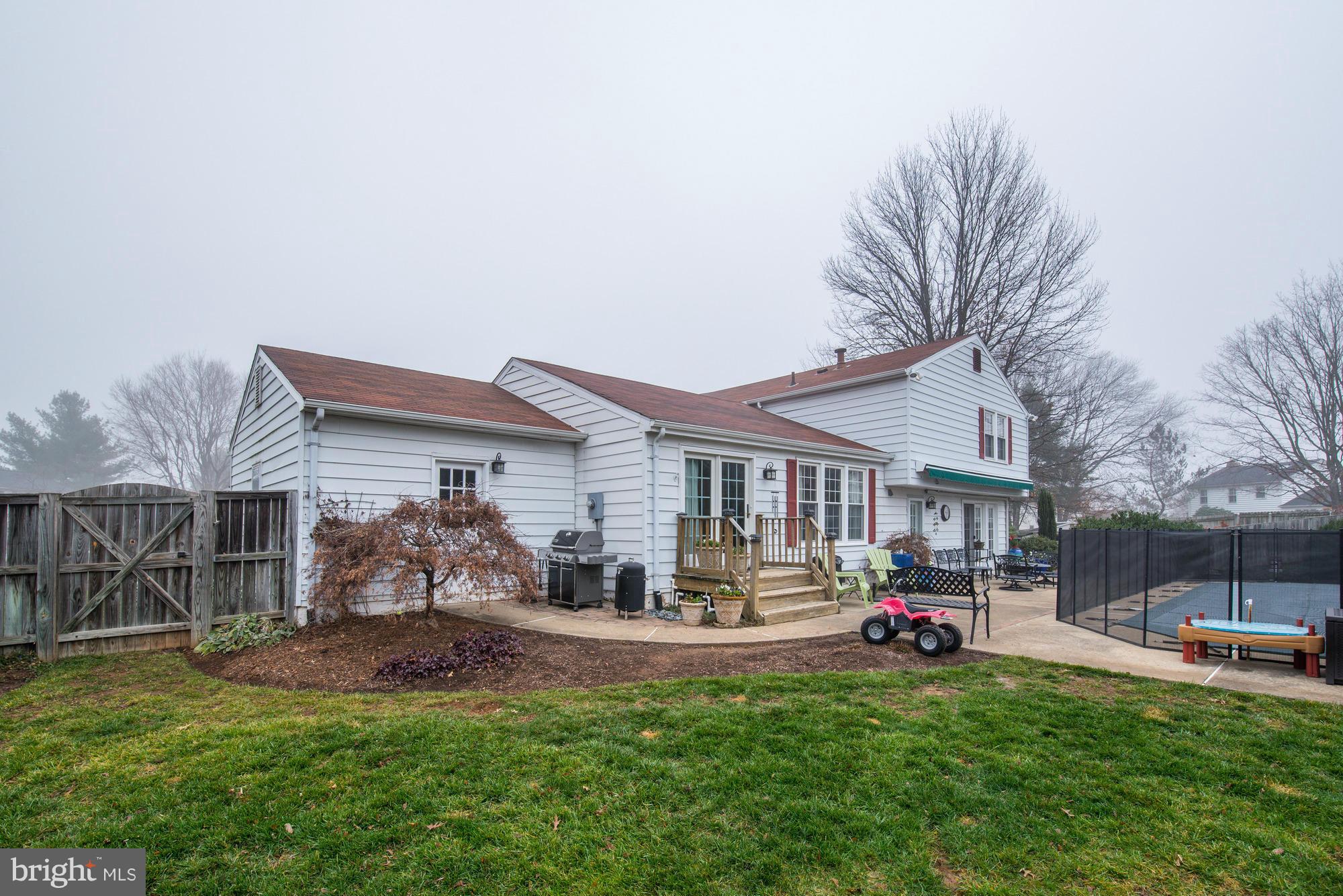 LEESBURG COUNTRY CLUB - Residential