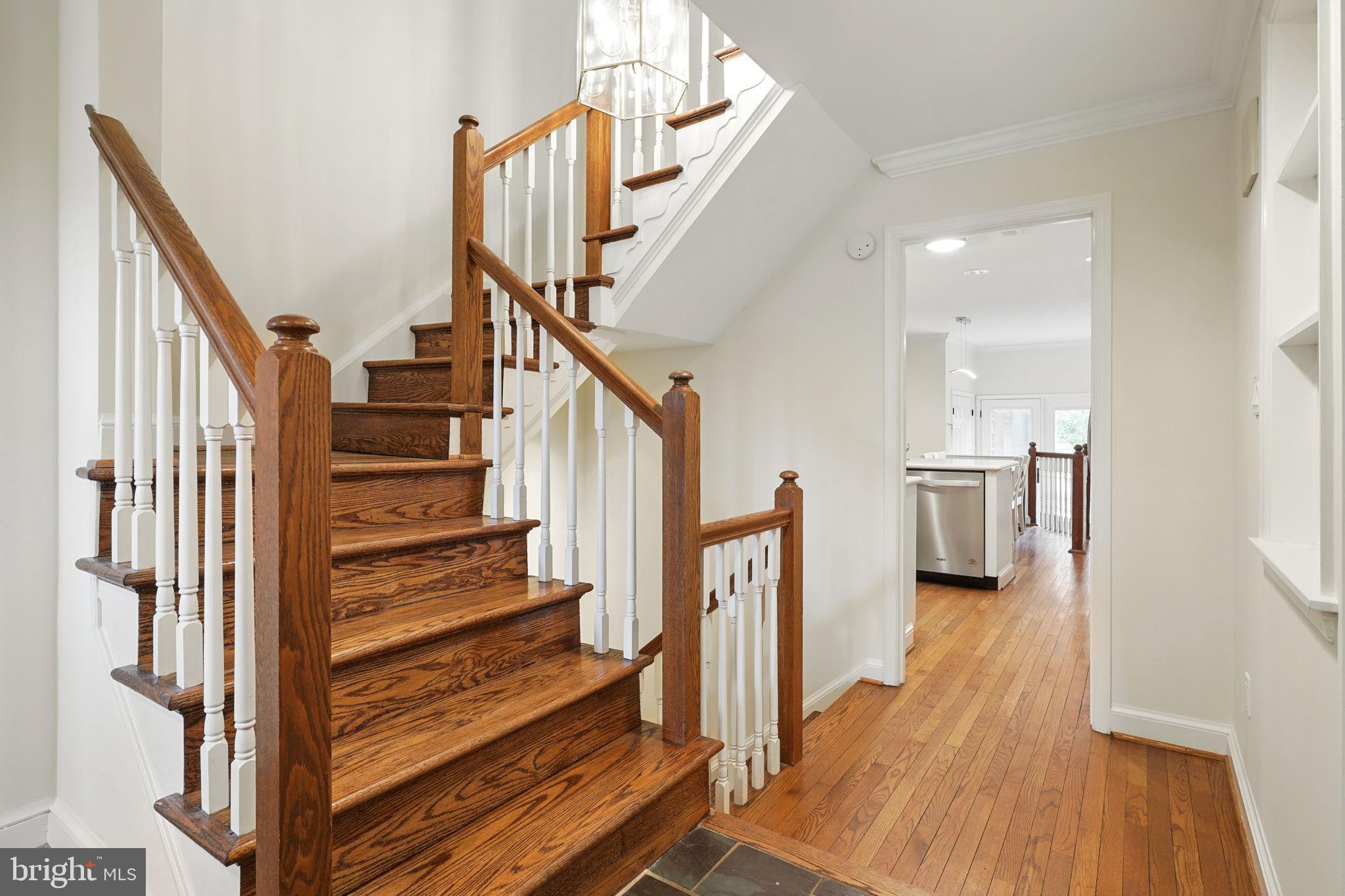 MADISON OF MCLEAN - Residential