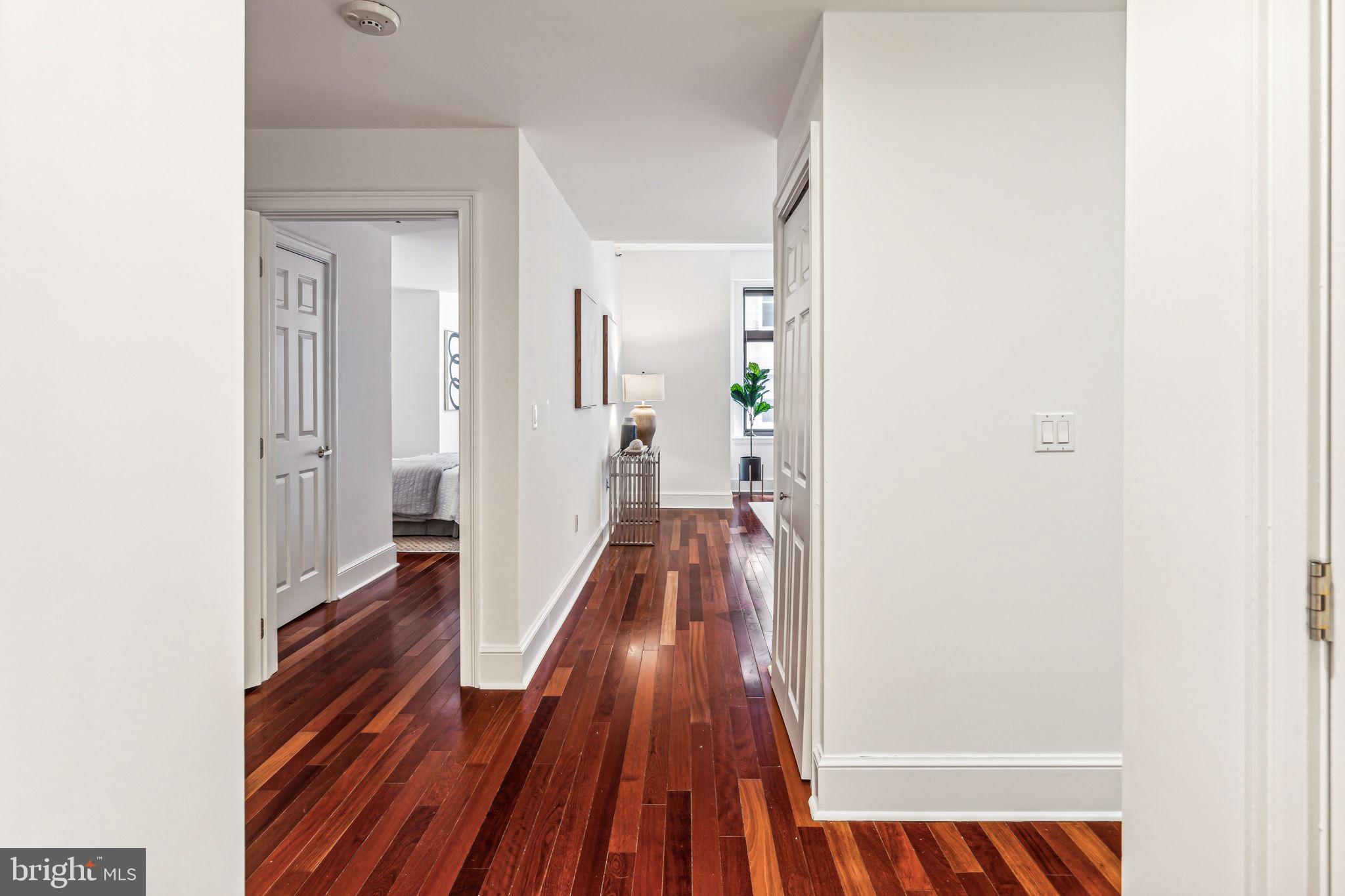 AVENUE OF THE ARTS - Residential