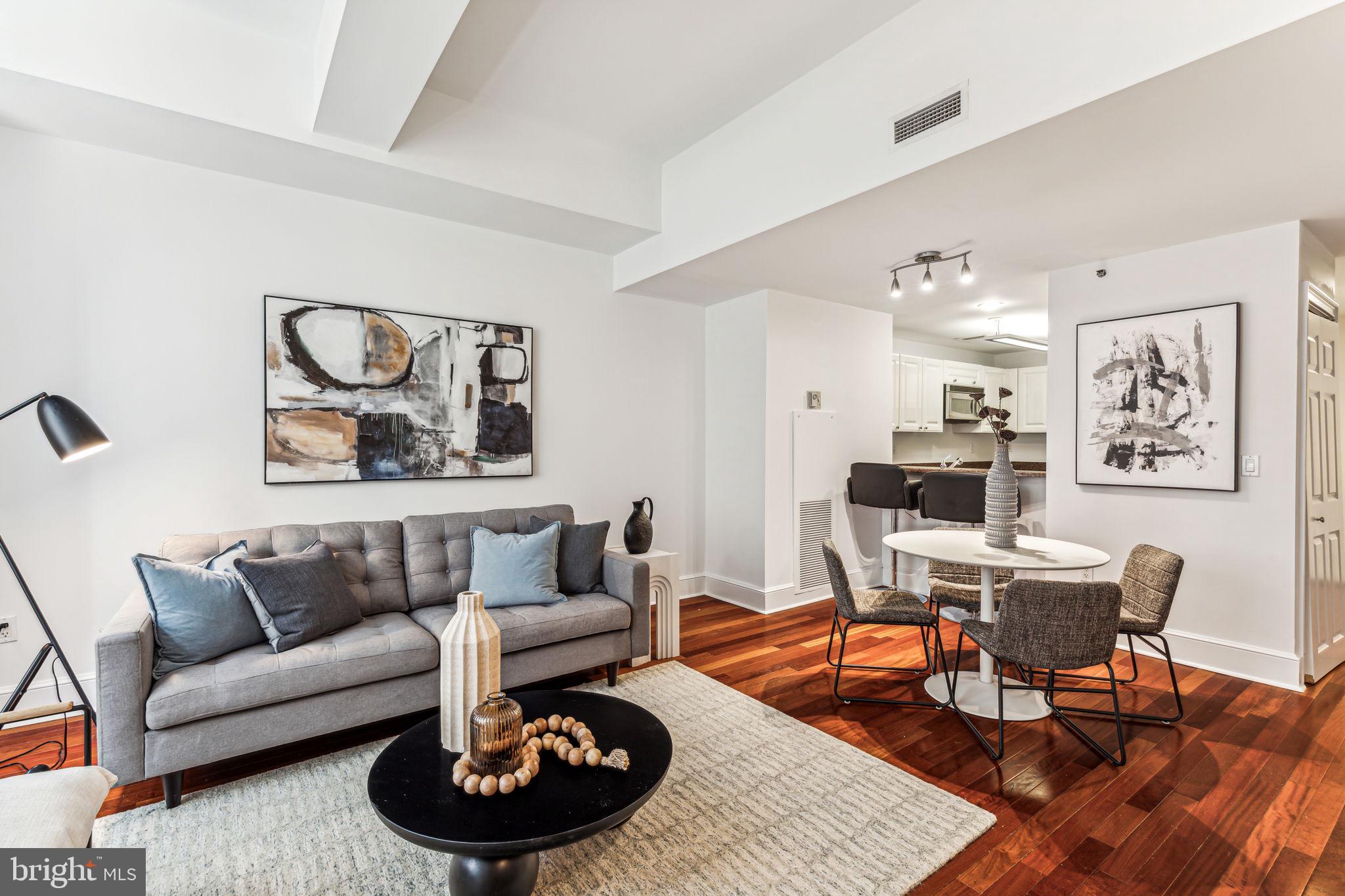AVENUE OF THE ARTS - Residential